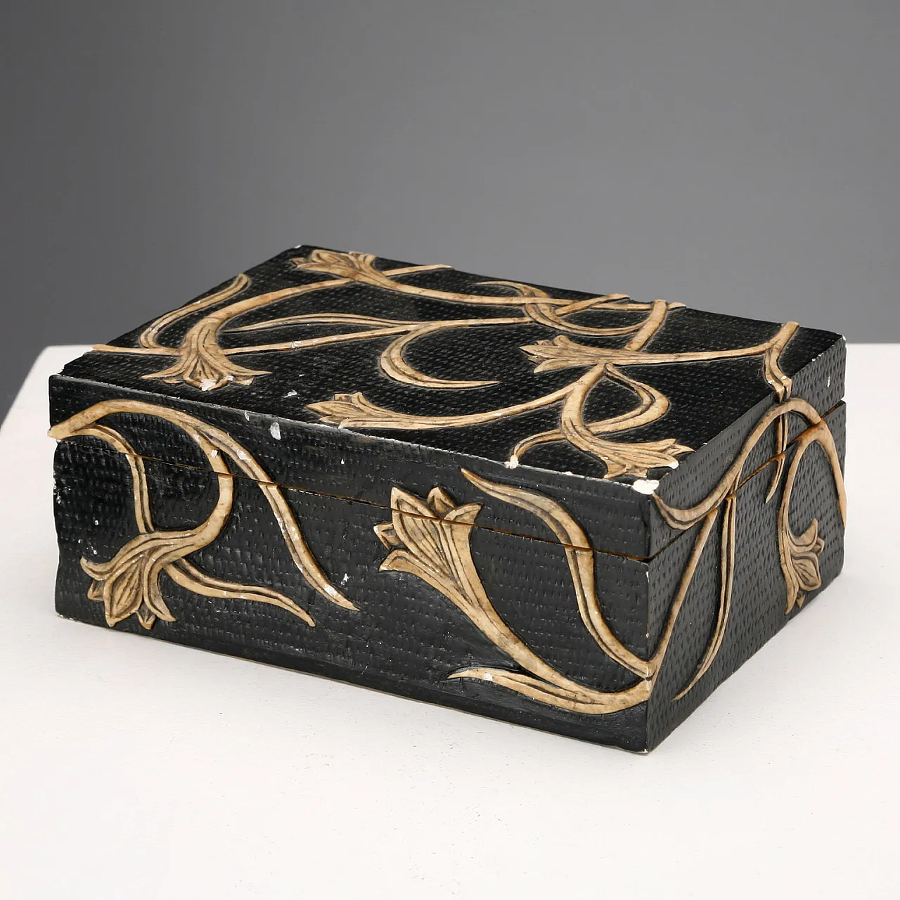 Carved stone jewelry box, 20th century 3