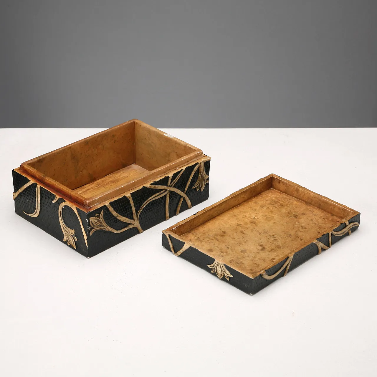 Carved stone jewelry box, 20th century 5