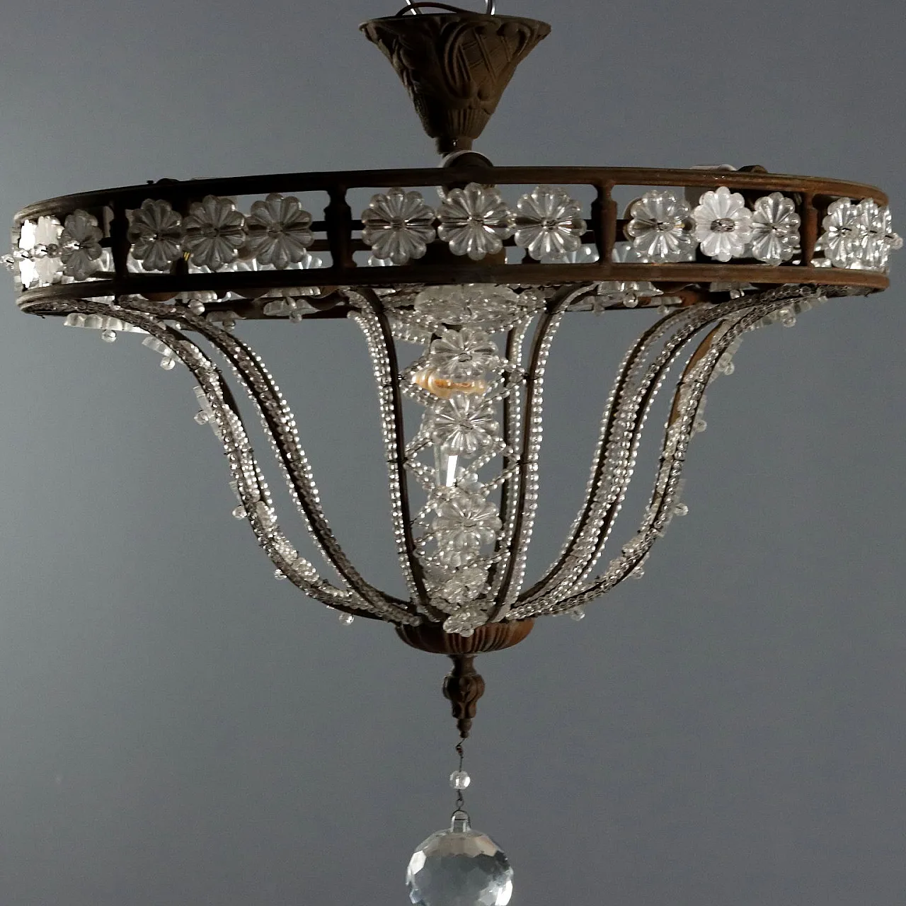 Pair of eight-light chandeliers, early 20th century 3