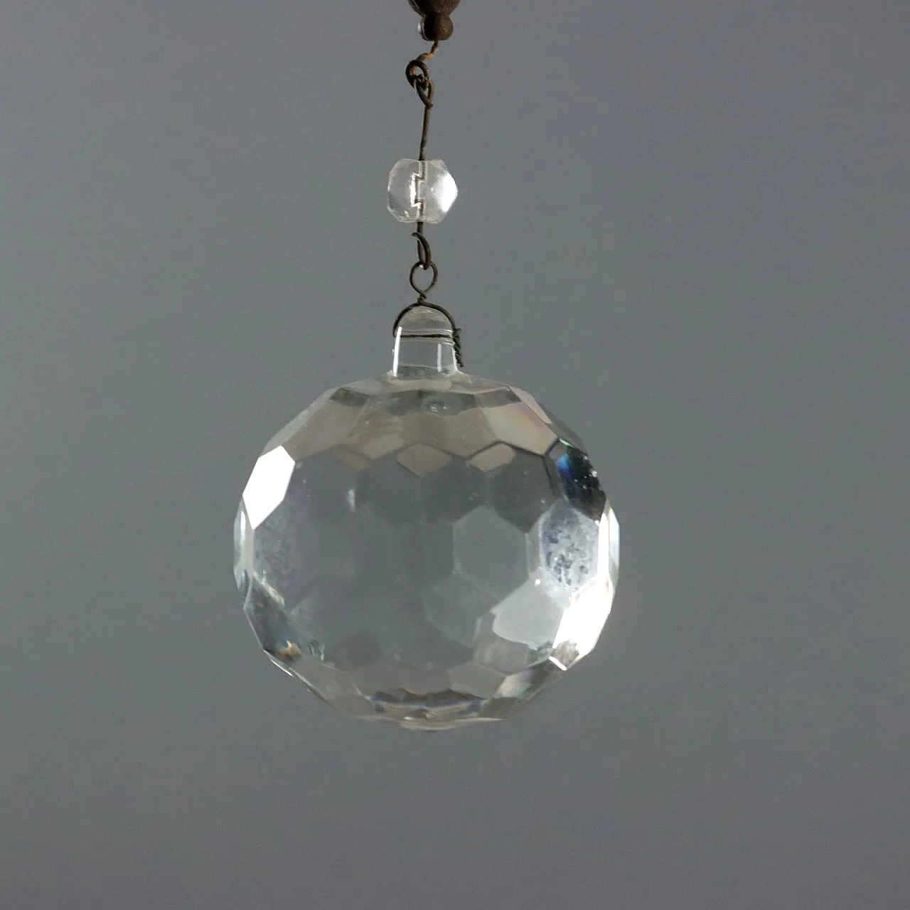 Pair of eight-light chandeliers, early 20th century 5