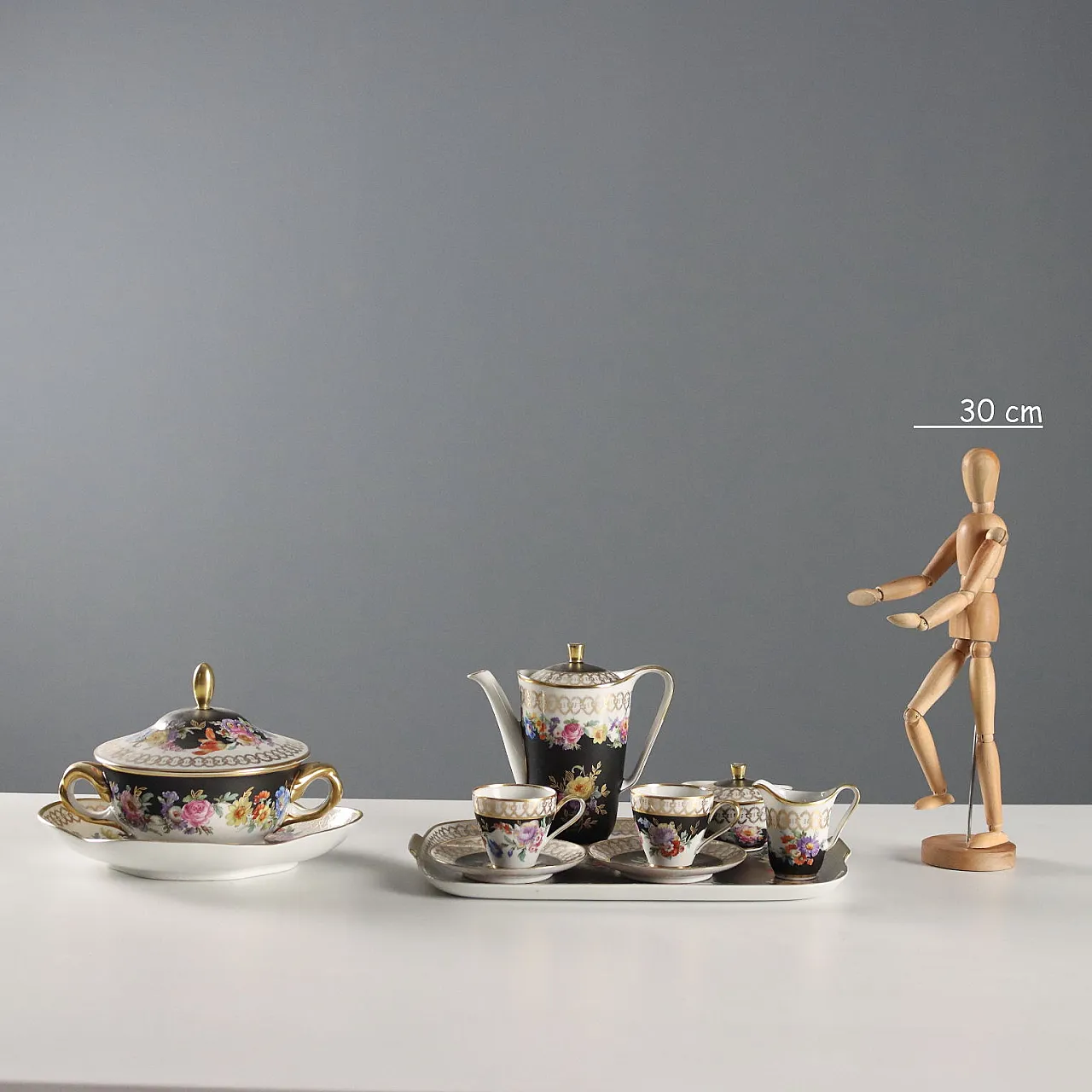 Tete a Tete service in Vieux Limoges porcelain, 20th century 2