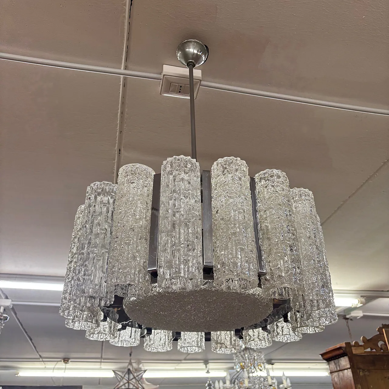 Chandelier chandelier mod. Doria Venini, metal stem with 17 glasses 1