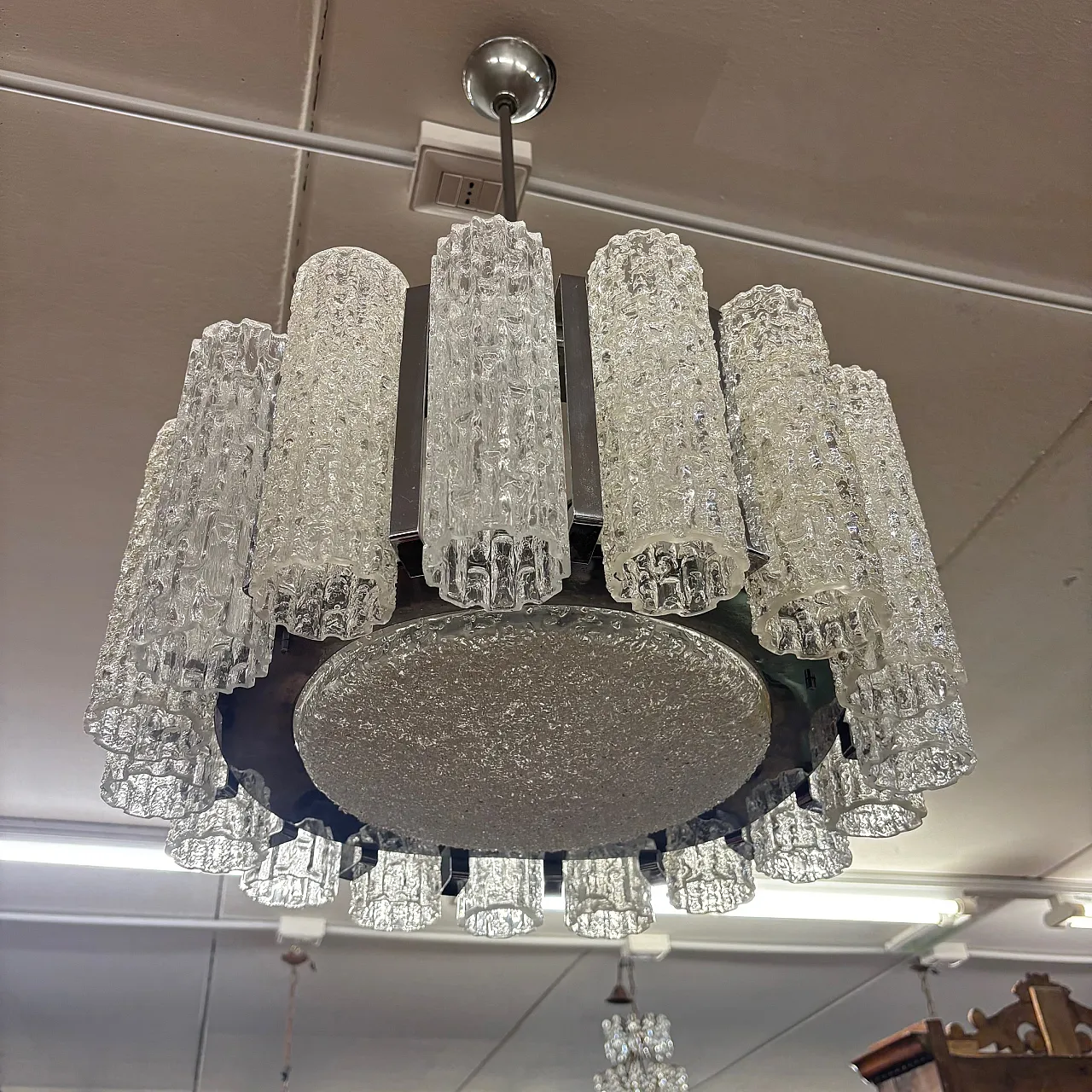 Chandelier chandelier mod. Doria Venini, metal stem with 17 glasses 3