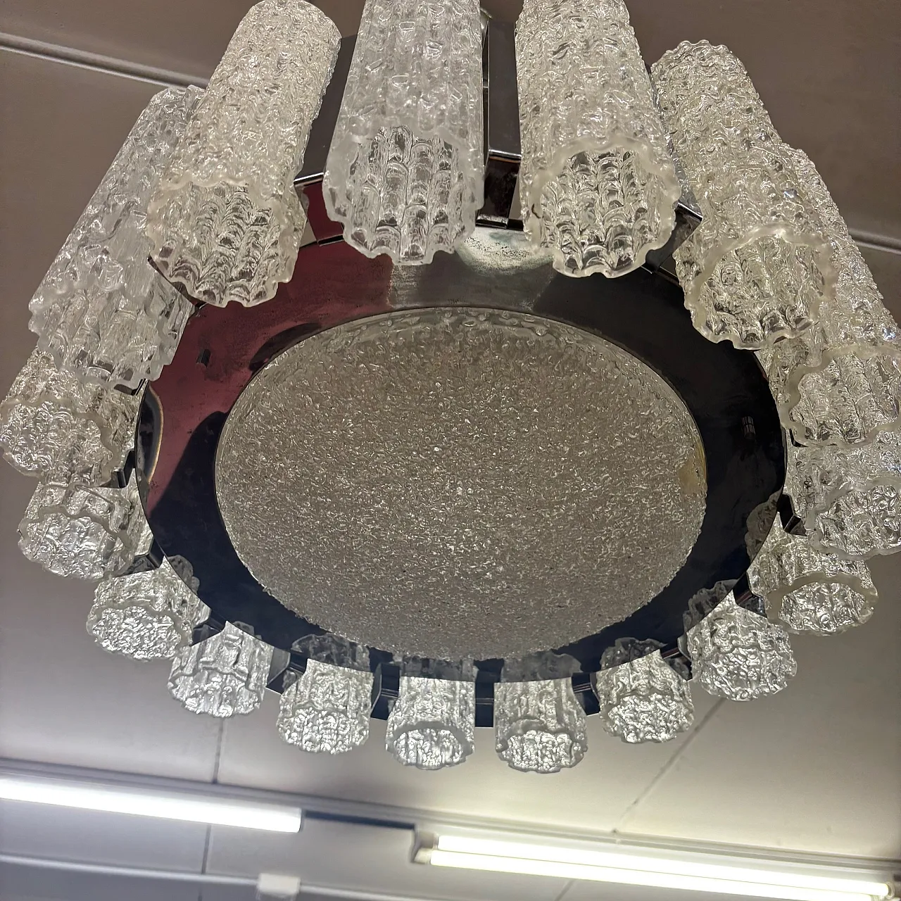 Chandelier chandelier mod. Doria Venini, metal stem with 17 glasses 4