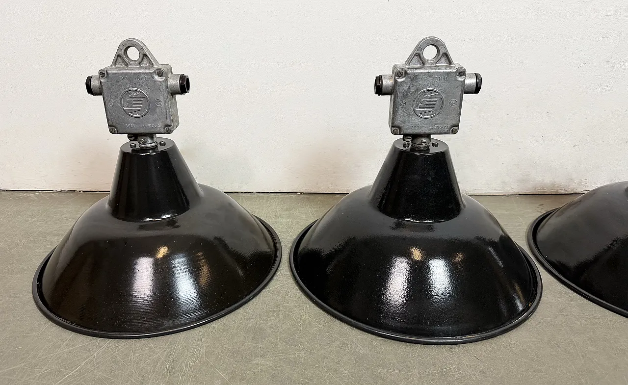 Set of 4 Industrial Black Enamel Pendant Lamps from Elektrosvit, 1960s 4