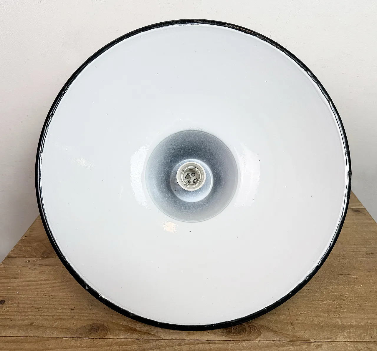 Set of 4 Industrial Black Enamel Pendant Lamps from Elektrosvit, 1960s 22