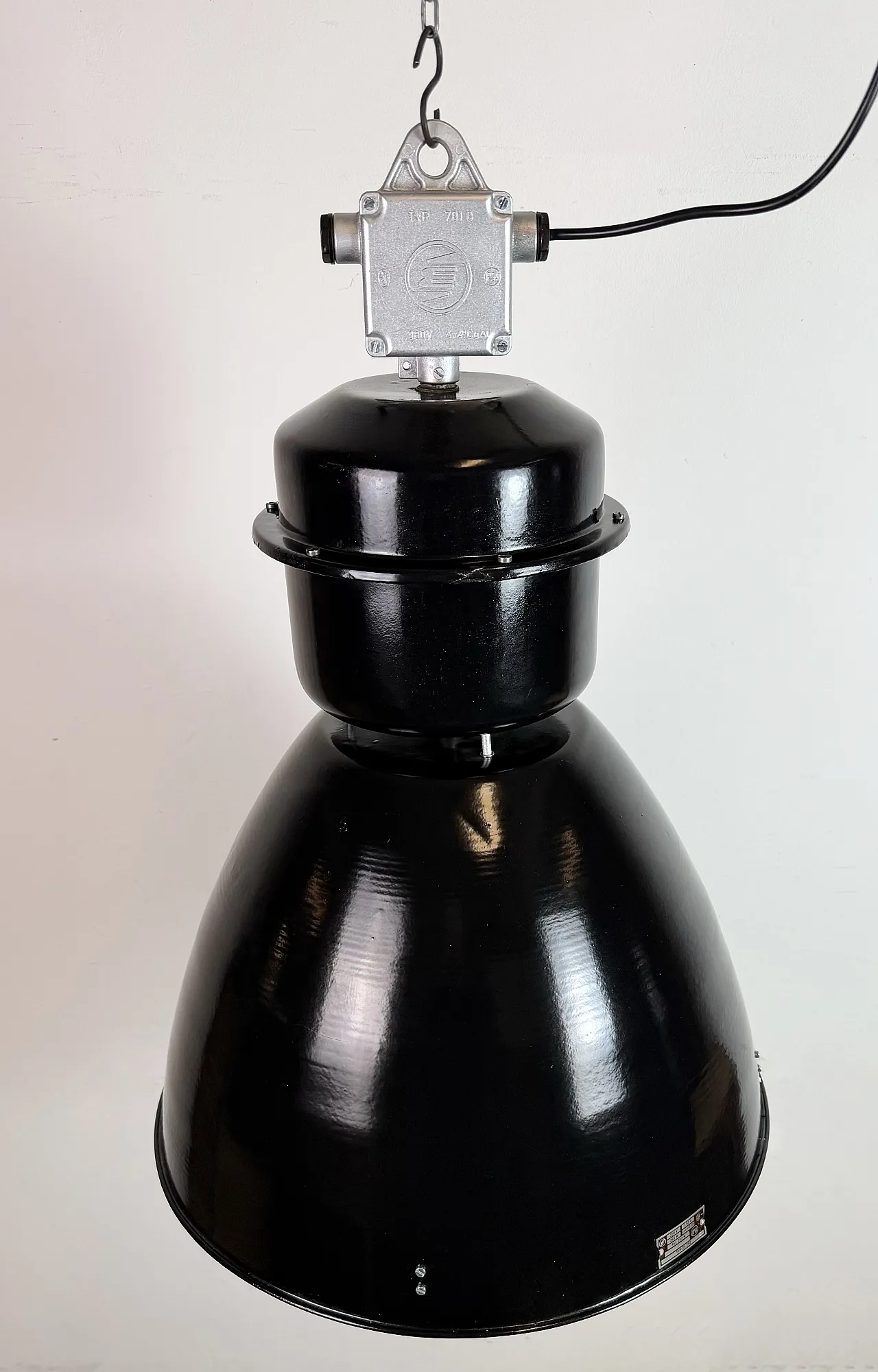 Large Black Industrial Factory Pendant Lamp from Elektrosvit, 1960s 7