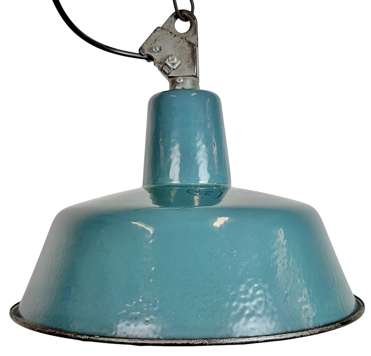 Lampada industriale da fabbrica smaltata a petrolio con piano in ghisa, anni '60 1