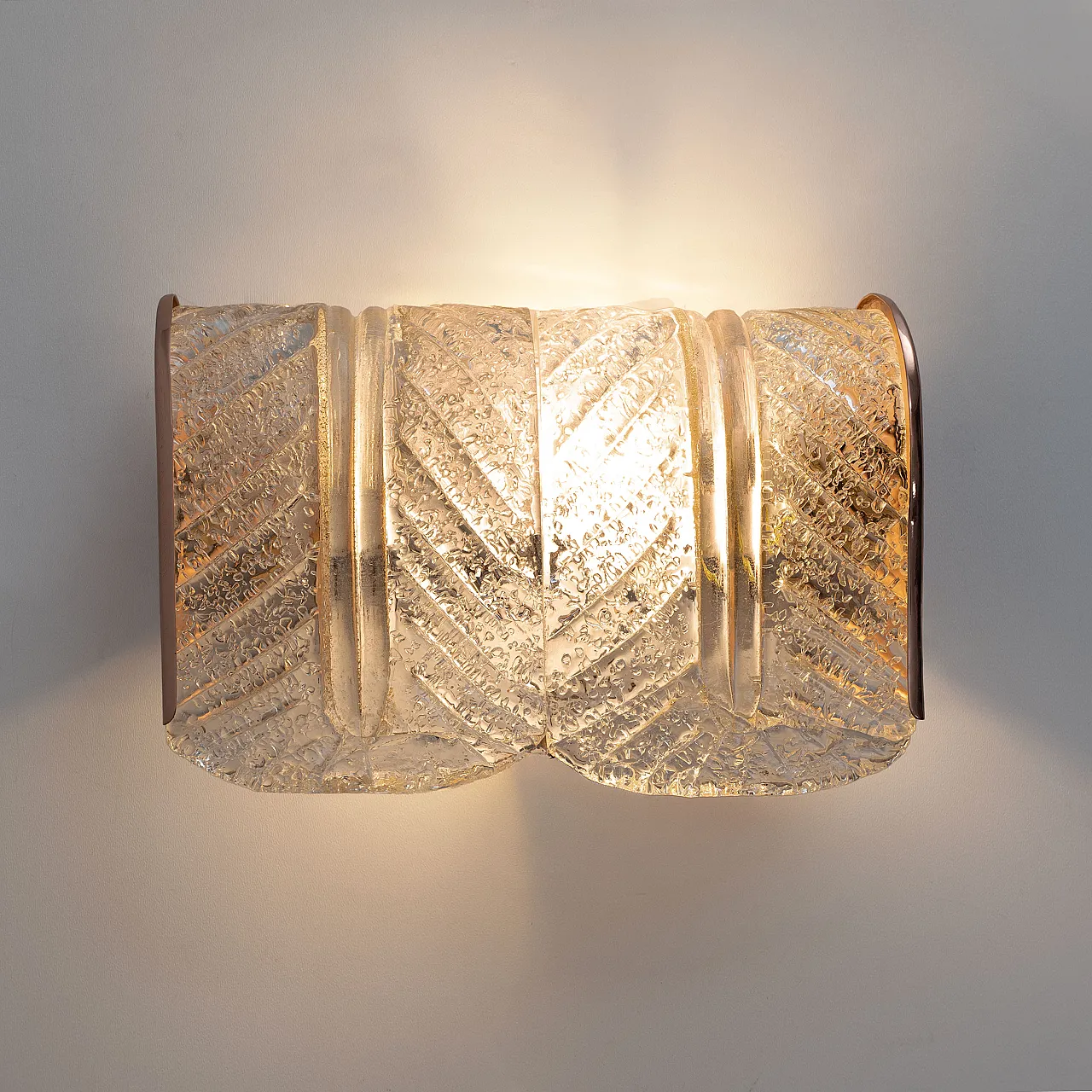 Pair of wall lamps in Barovier and Toso Murano glass and copper, 70s 4
