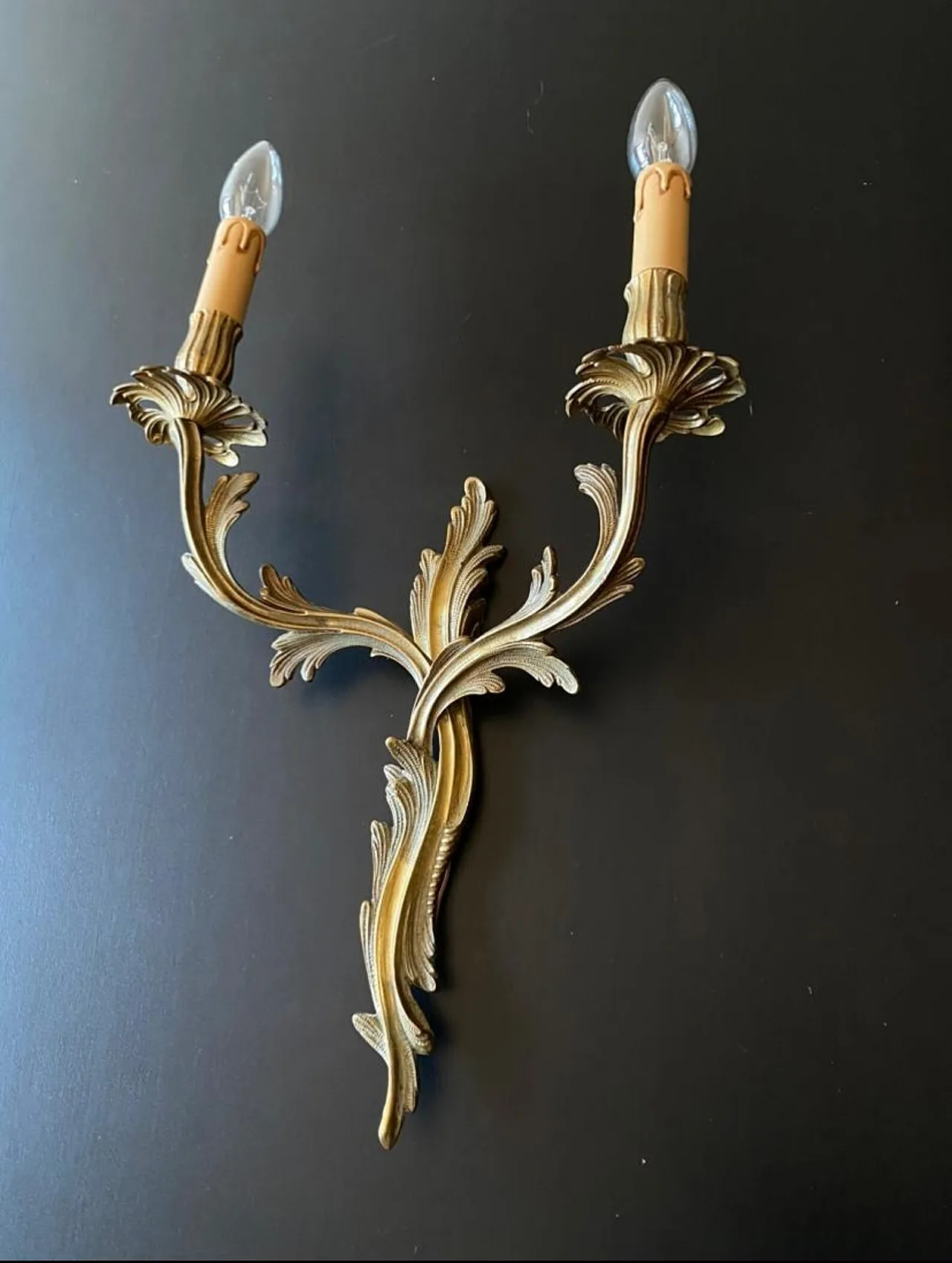 Coppia di applique in bronzo, anni '50 5