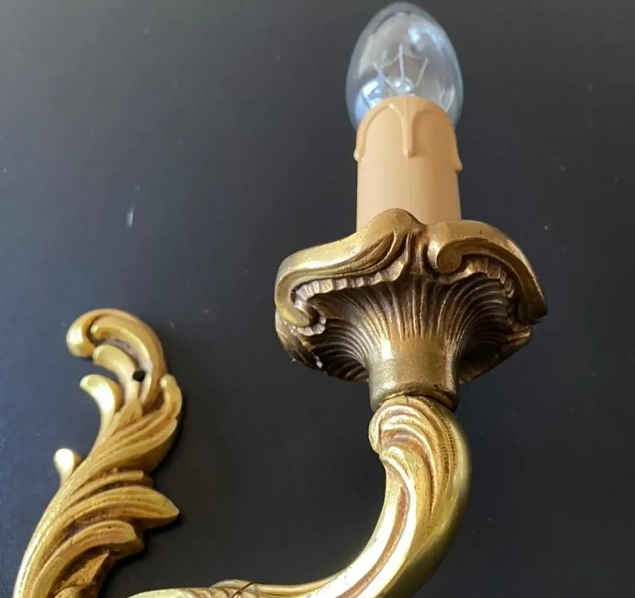Coppia di applique in bronzo, anni '50 6