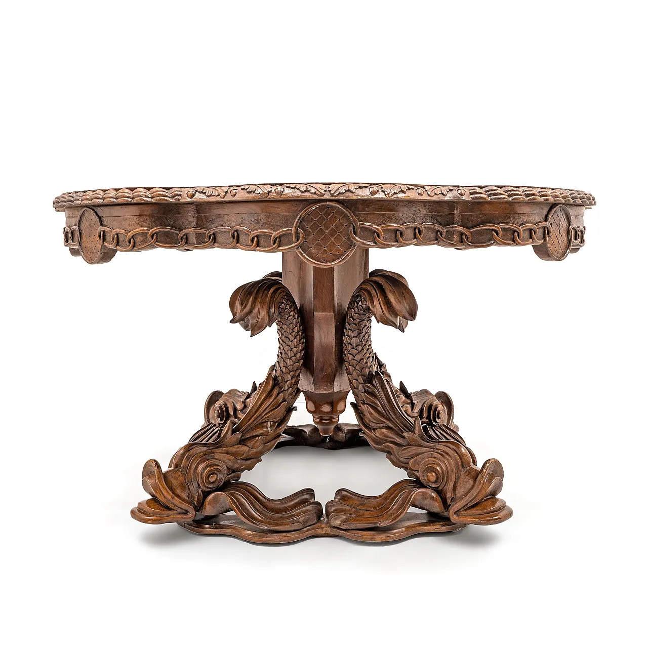 Henry Eyles  style Victorian Walnut Center Table England, 19th century 2