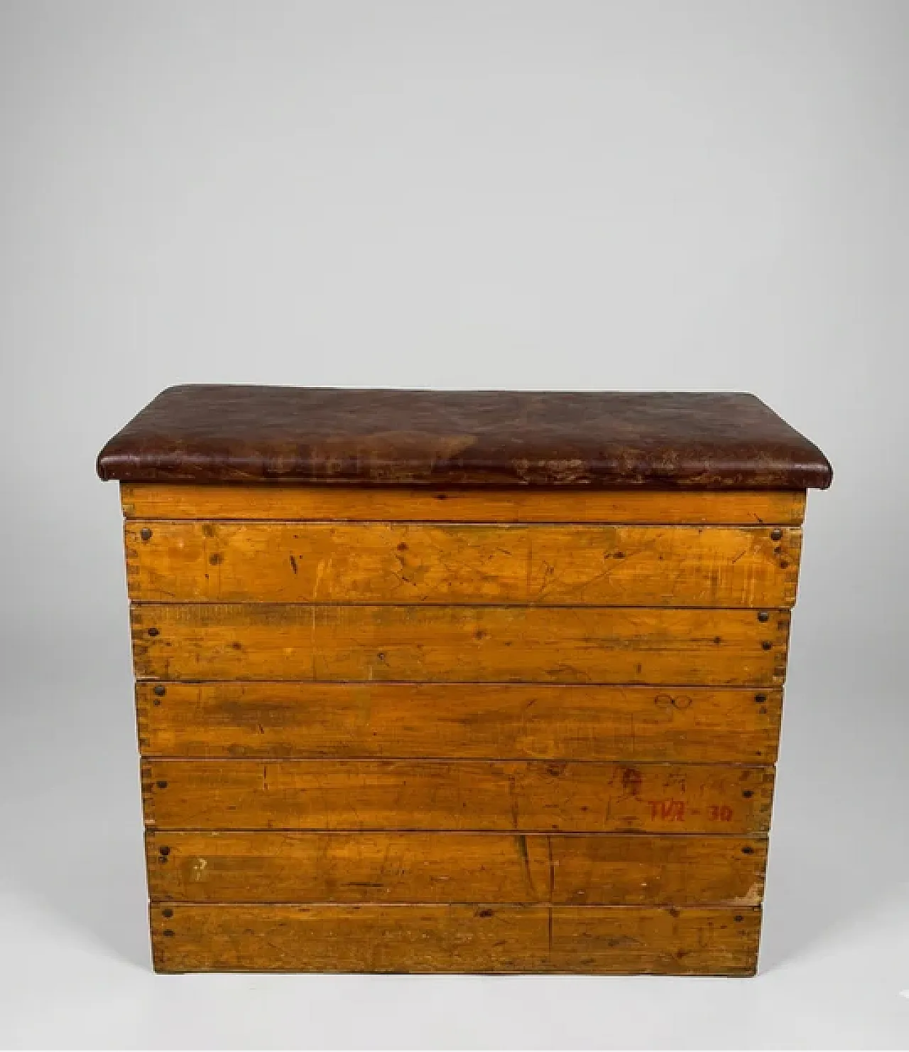Scatola da volteggio per palestra in legno e pelle, anni '40 3