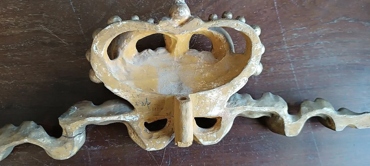 Gilded wooden frieze, mid-18th century 6