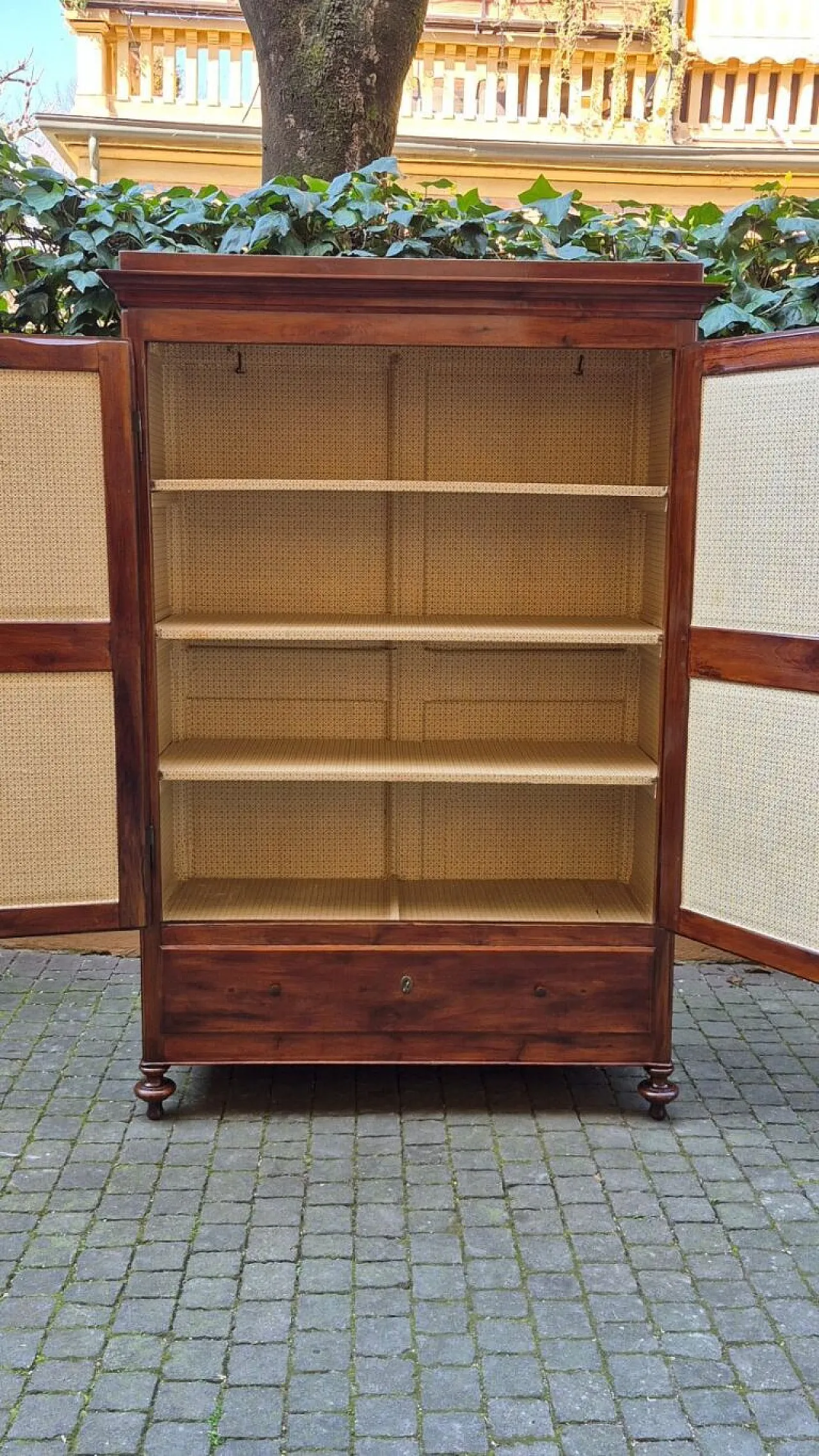 Armadio in legno di noce, '800 2