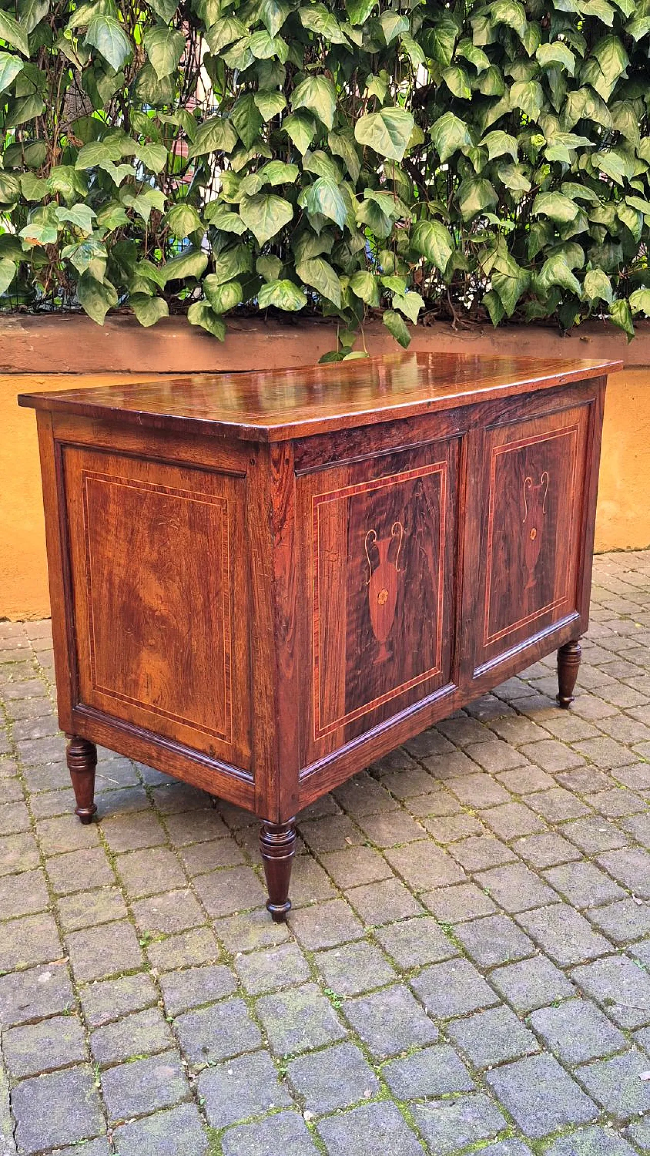 Scrivania Luigi XVI in legno intarsiato, fine '700 6