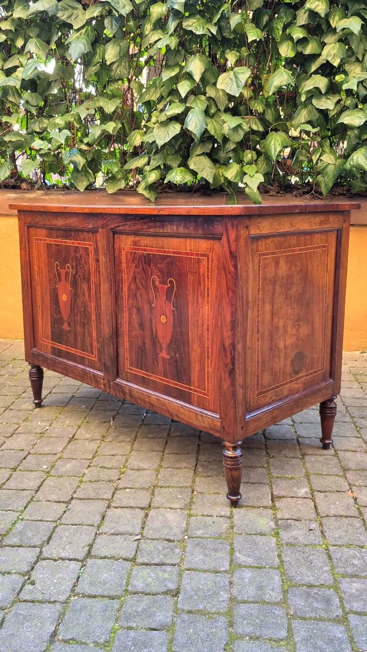 Scrivania Luigi XVI in legno intarsiato, fine '700 7