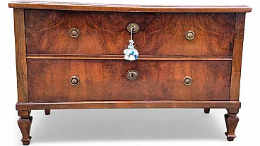 Cassettone lastronato in noce e radica, metà '800