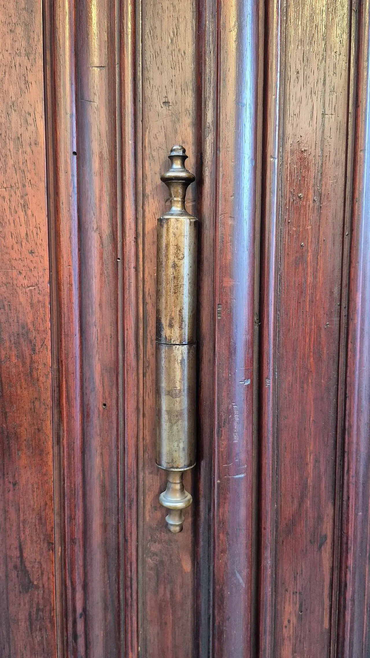 Armadio Luigi XIV in legno di noce, '700 2