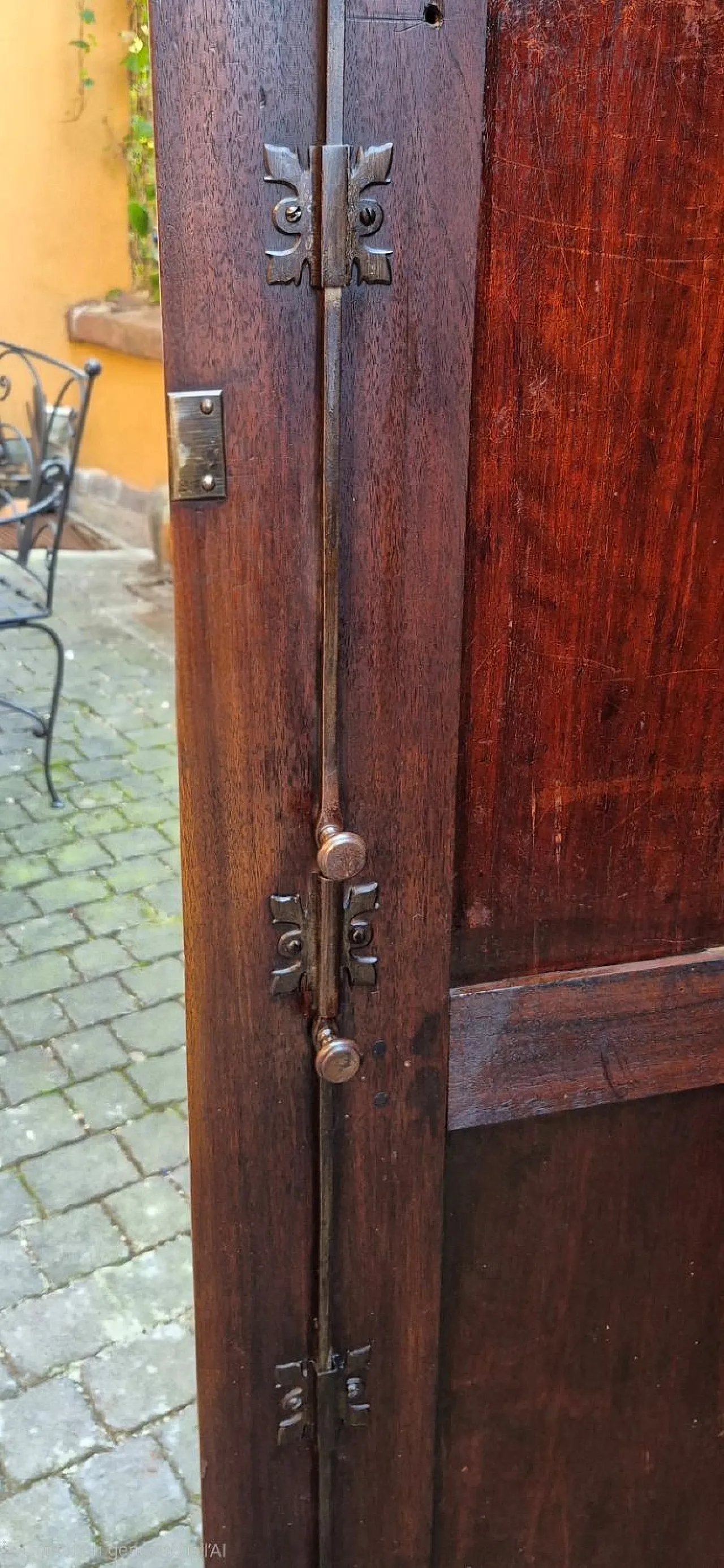 Armadio Luigi XIV in legno di noce, '700 4