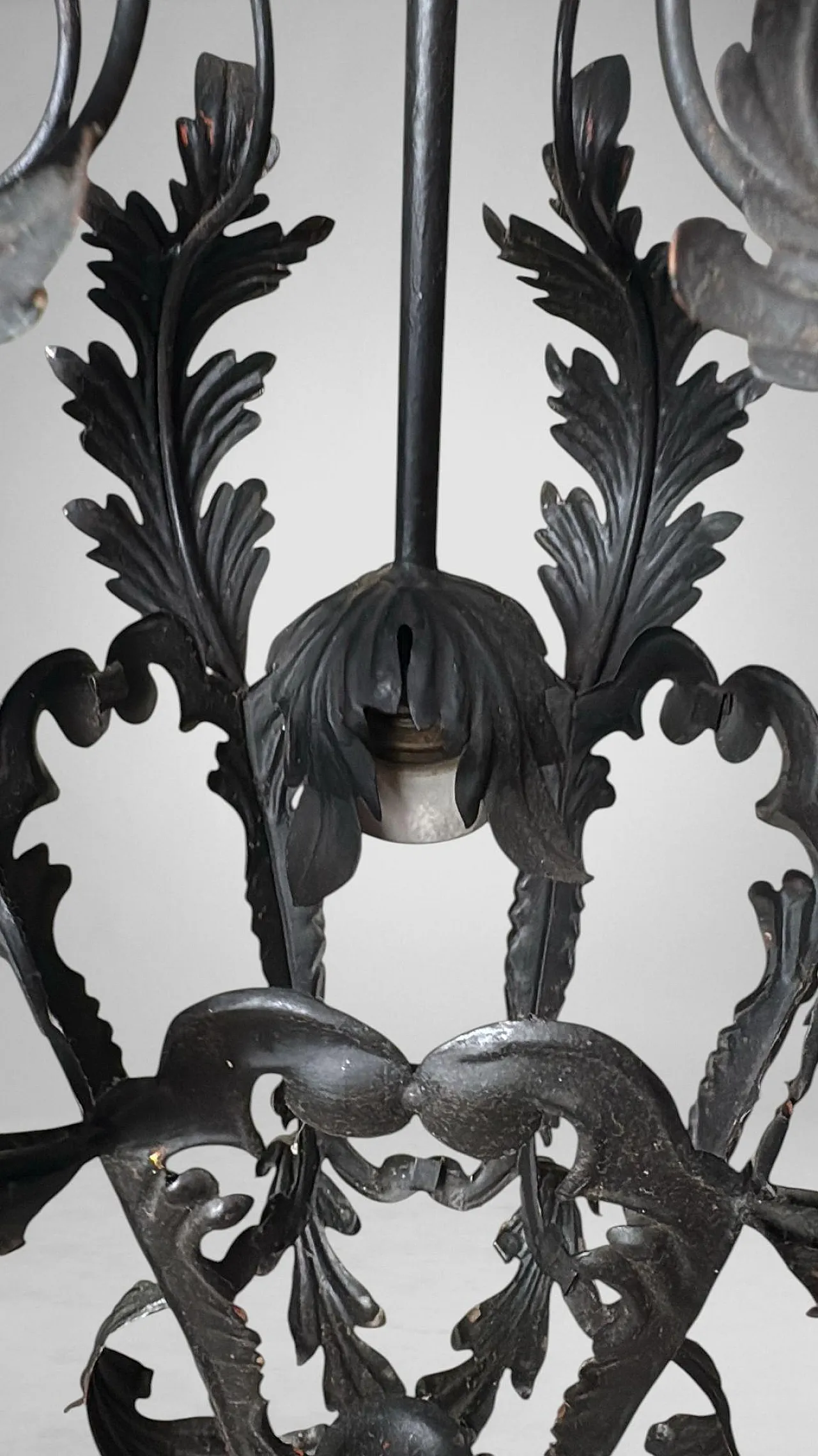 Pair of wrought iron lanterns, 20th century 16