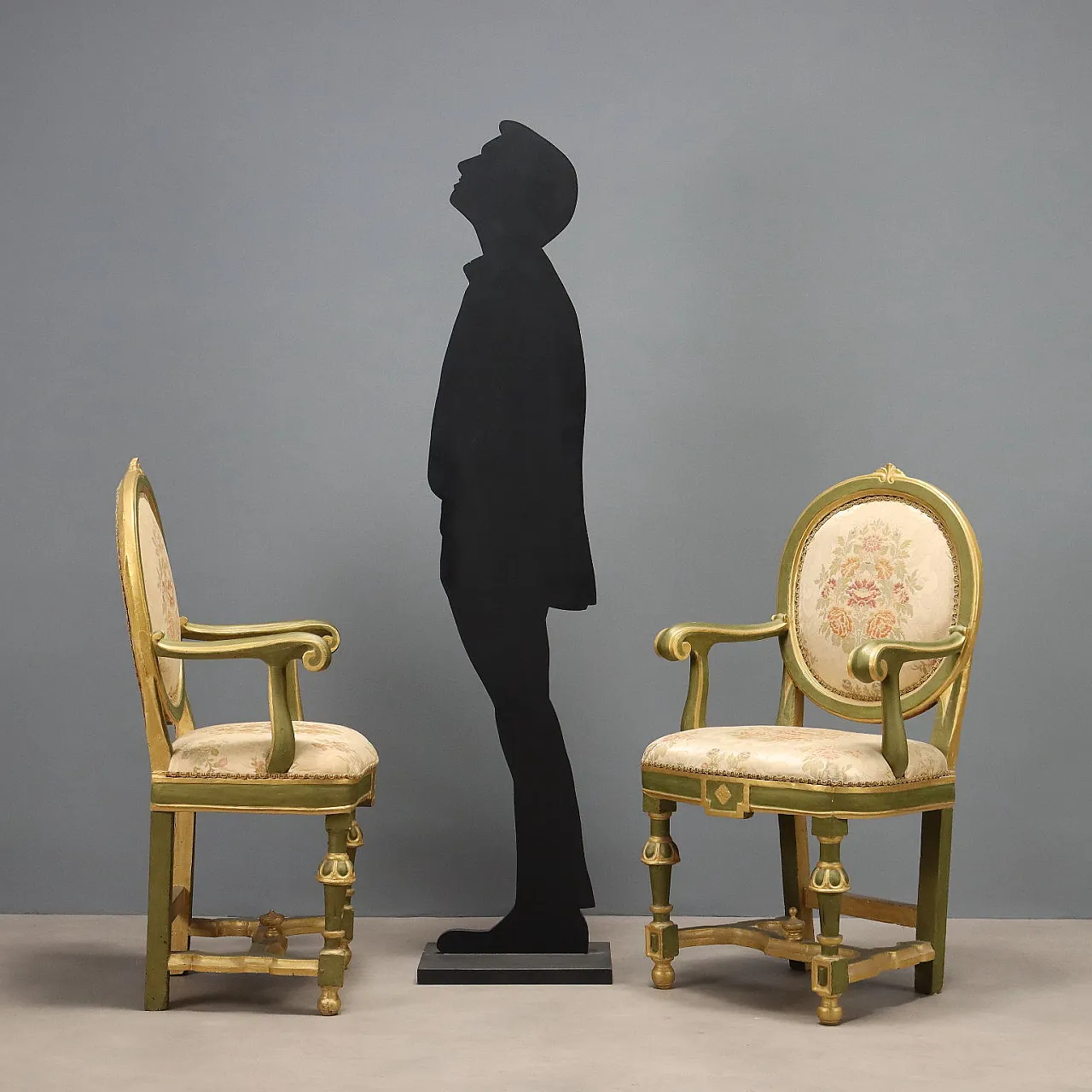 10 Baroque lacquered and gilded armchairs, 18th century 3