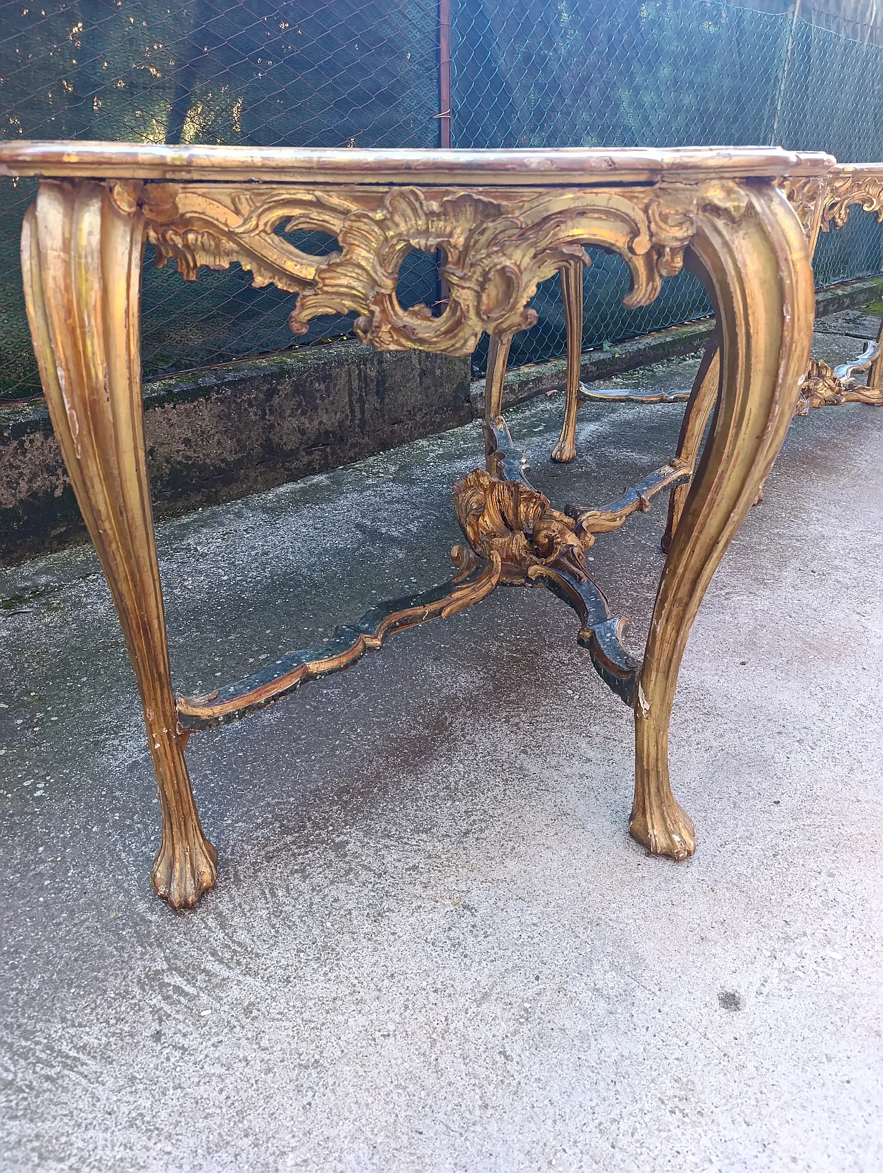 Pair of Venetian consoles, 18th century 1