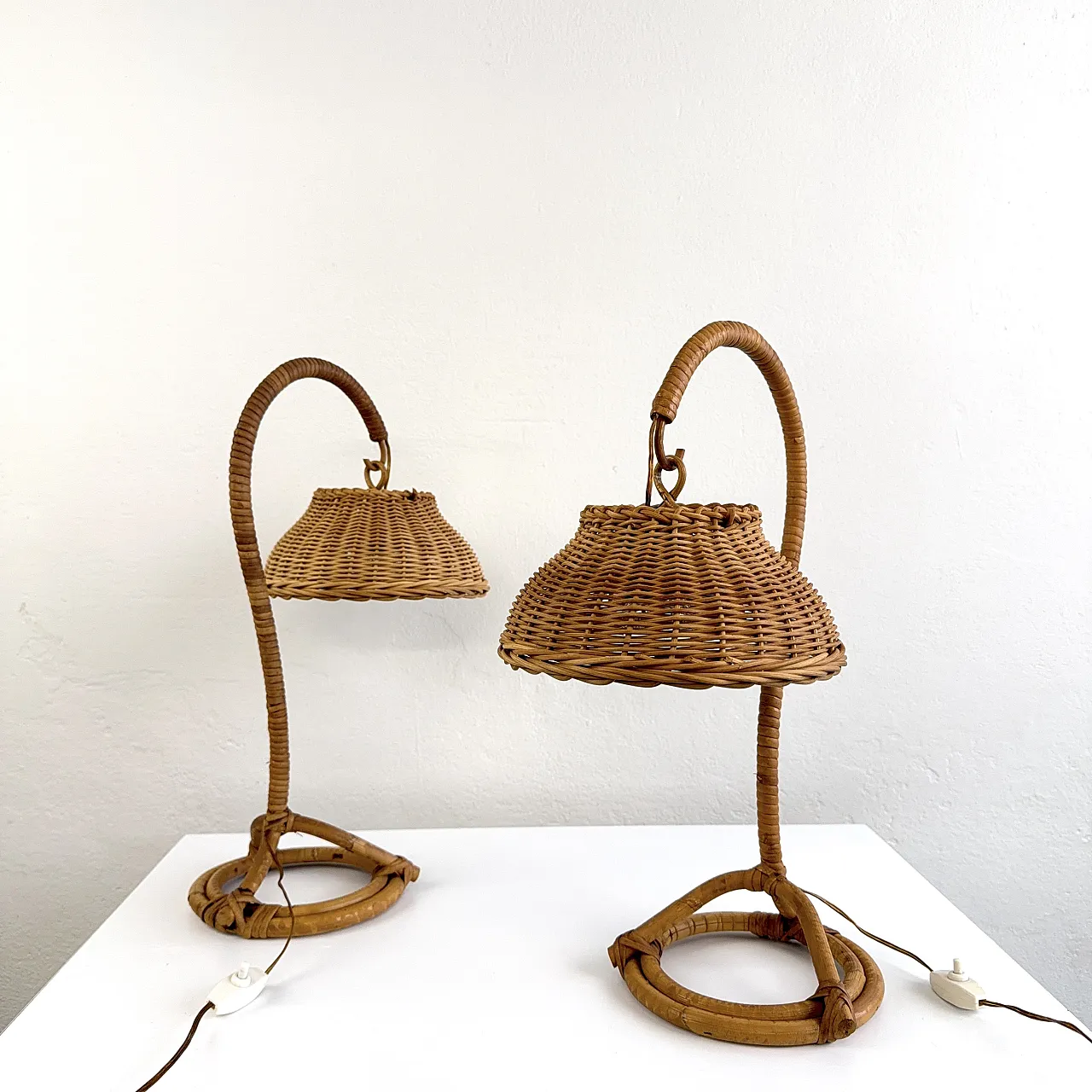 Pair of wicker bedside lamps, 1960s 3