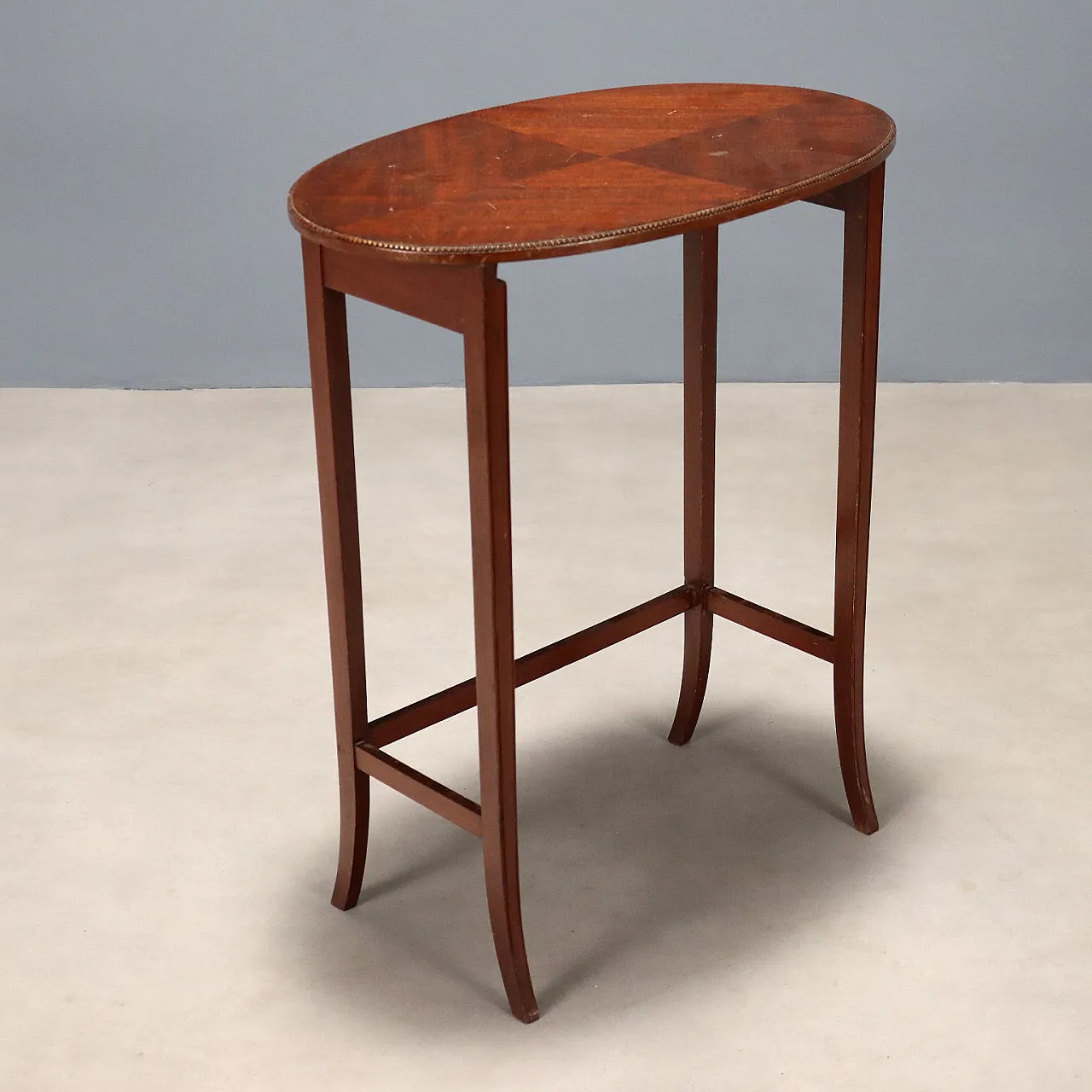 3 mahogany coffee tables, late 19th century 4