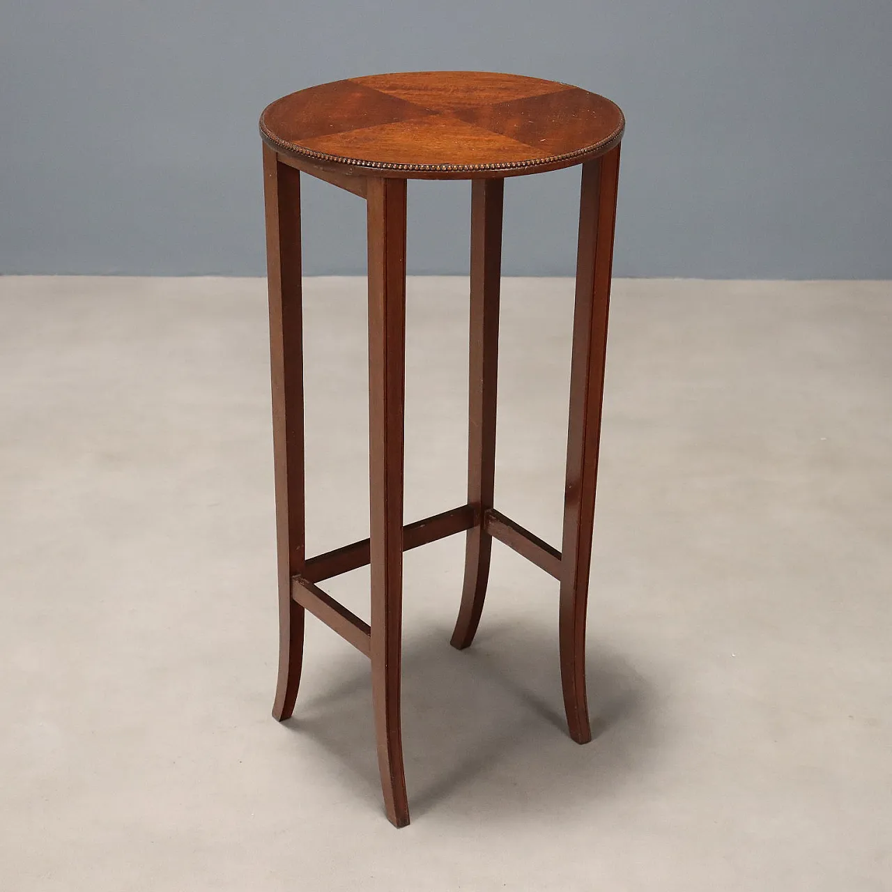 3 mahogany coffee tables, late 19th century 6