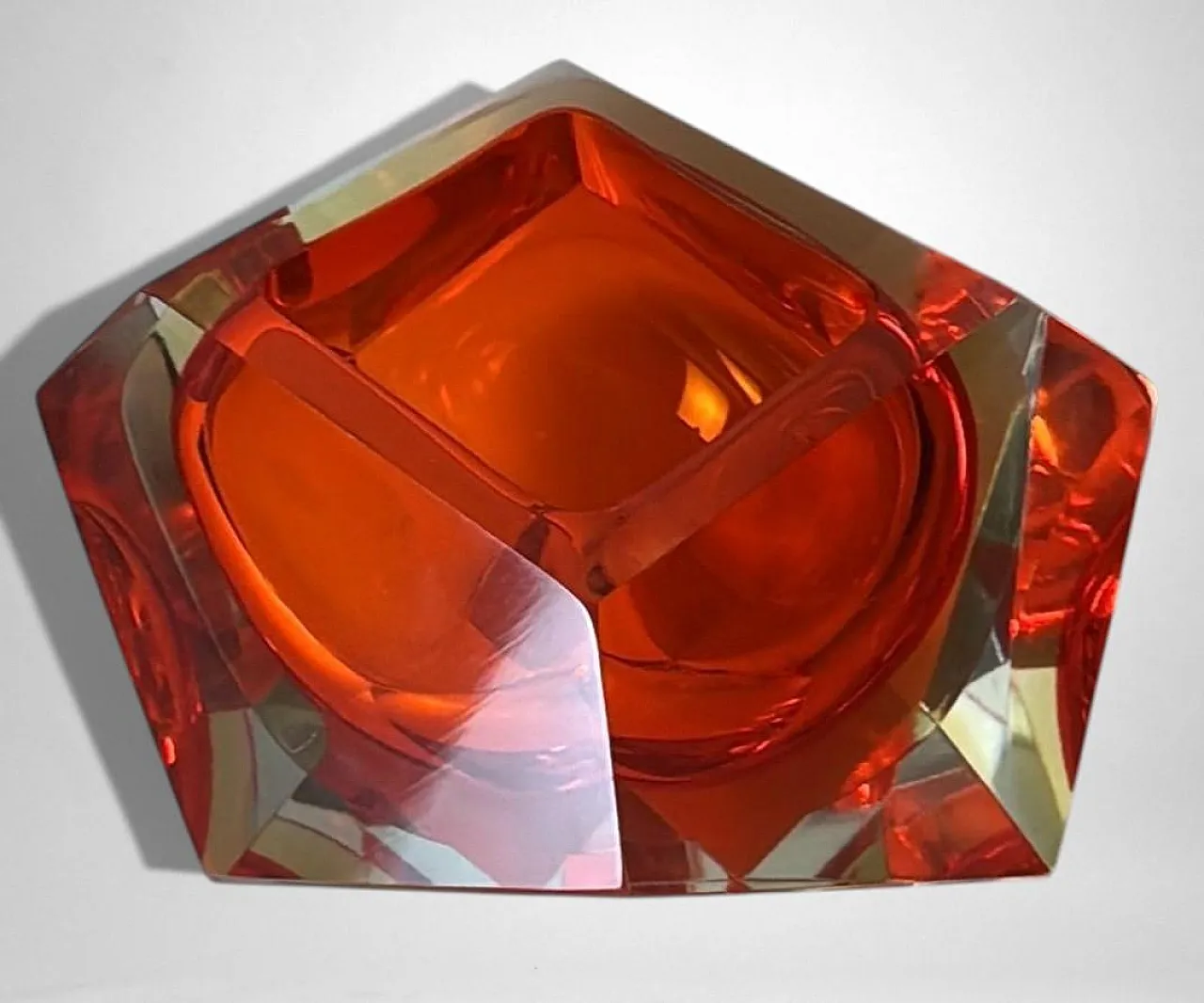 Mandruzzato style in Murano Sommerso glass ashtray, 20th century 9