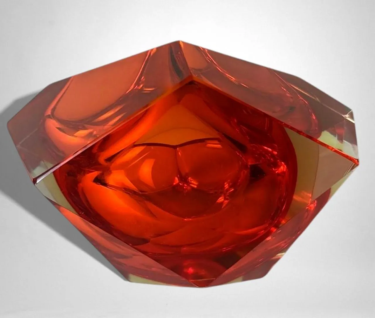 Mandruzzato style in Murano Sommerso glass ashtray, 20th century 11