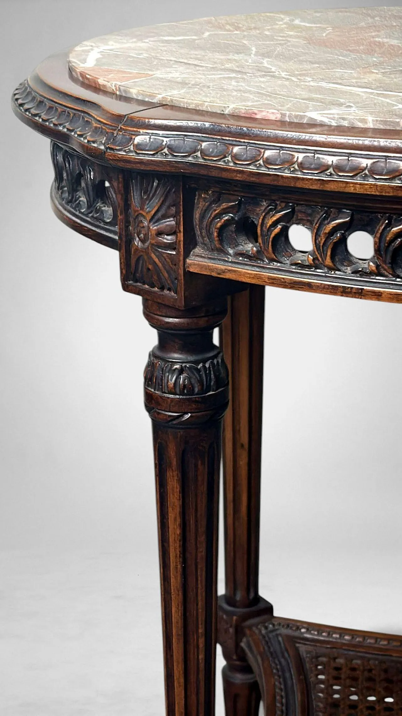 Walnut side table with marble top and Vienna straw shelf, 20th century 10