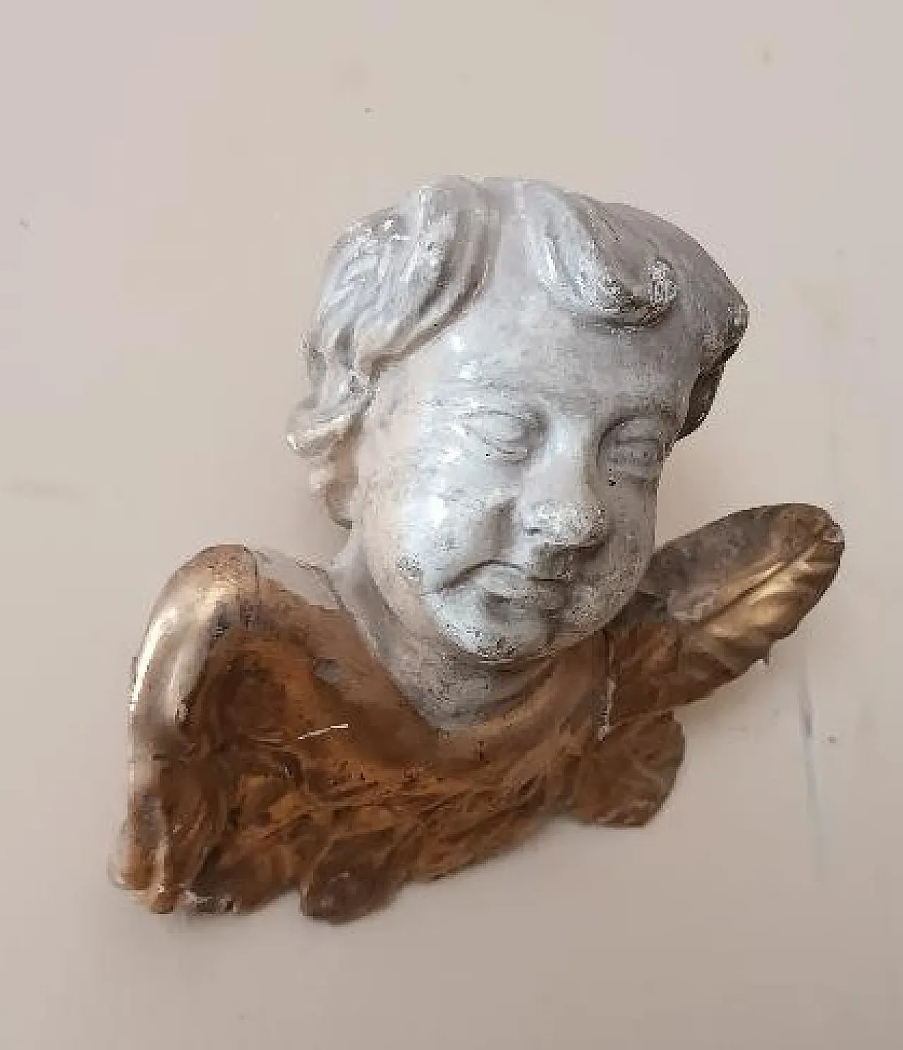 Winged cherub head in lacquered wood, early 18th century 4