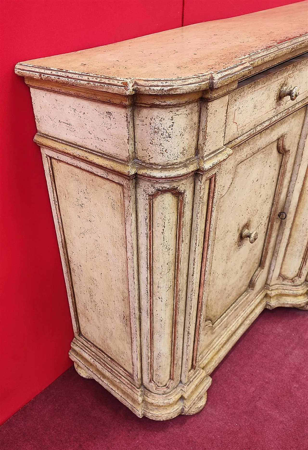 Four-door sideboard in lacquered wood, late 20th century 2