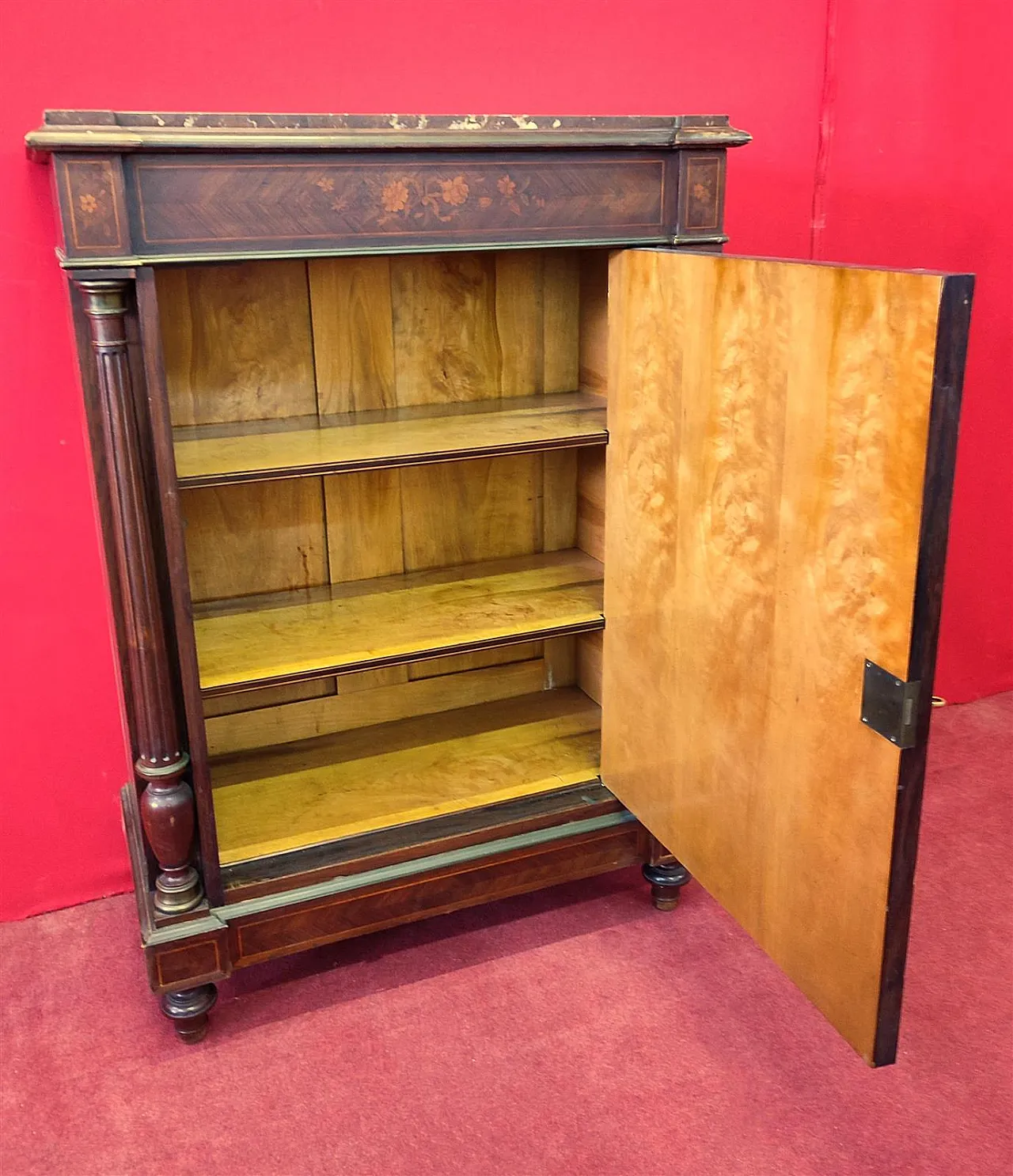 Sideboard to a rosewood door with upper marble, 19th century 3