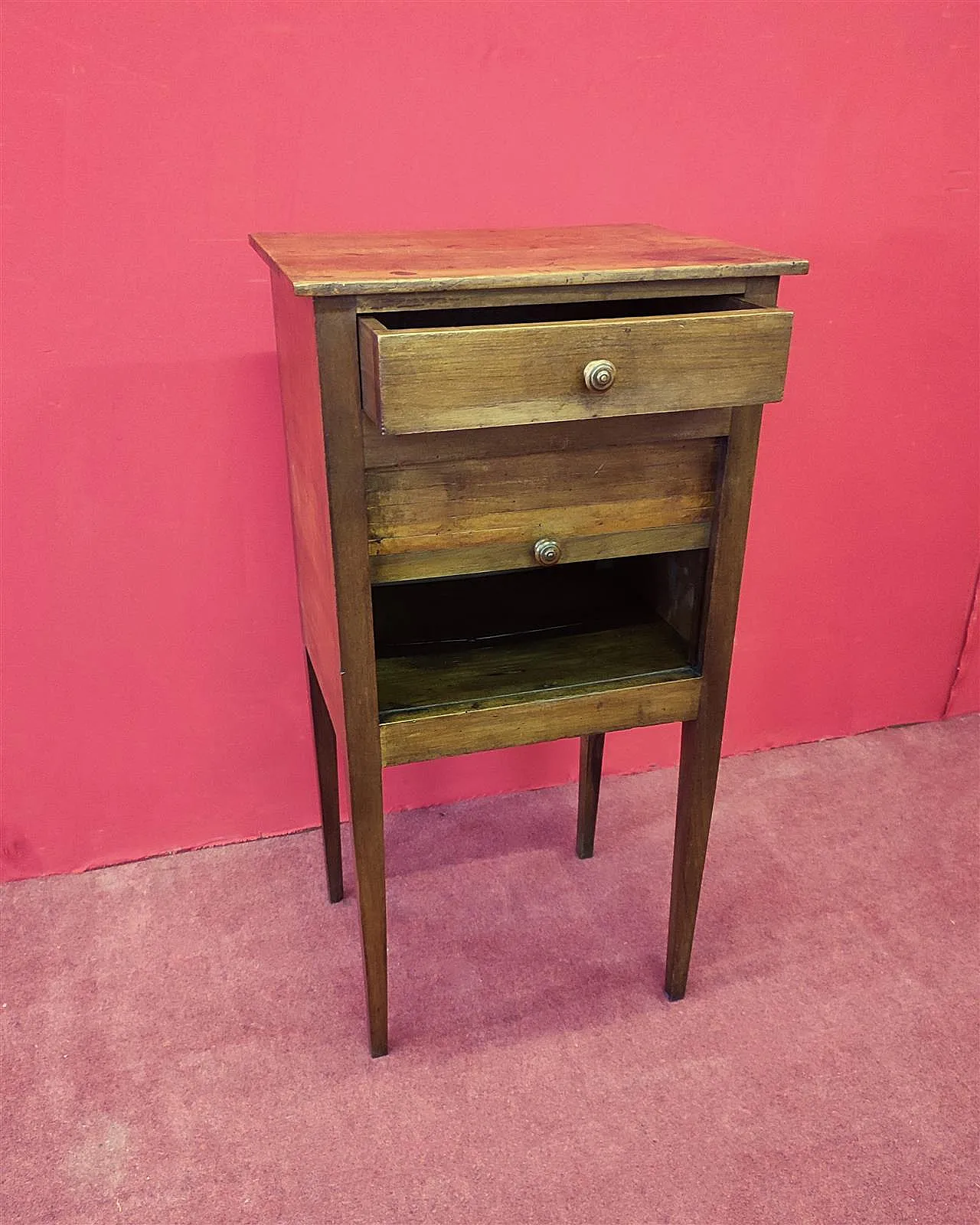 Louis XVI walnut shutter bedside table, 18th century 3