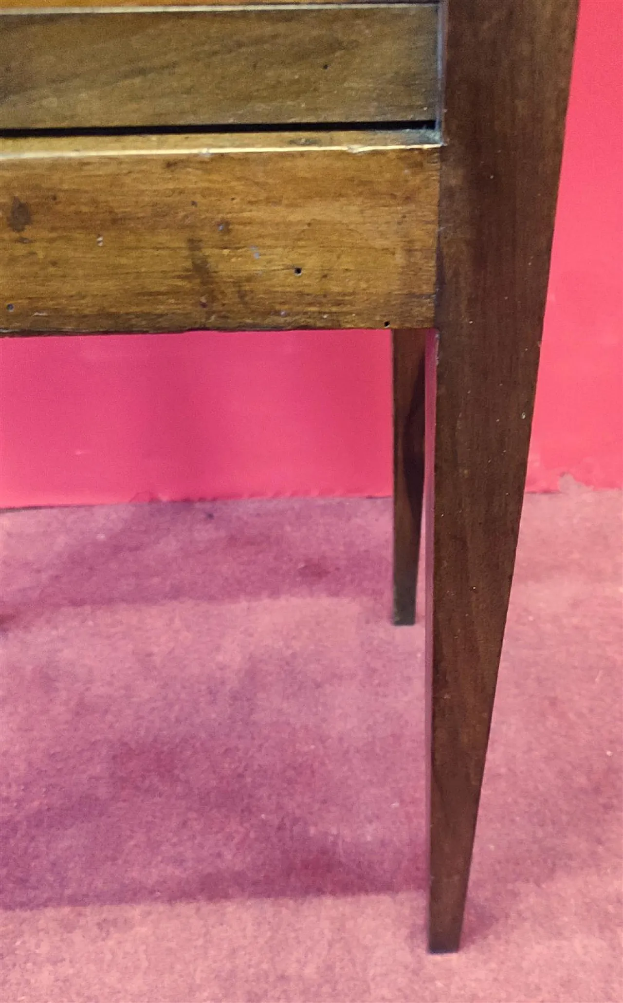 Louis XVI walnut shutter bedside table, 18th century 5