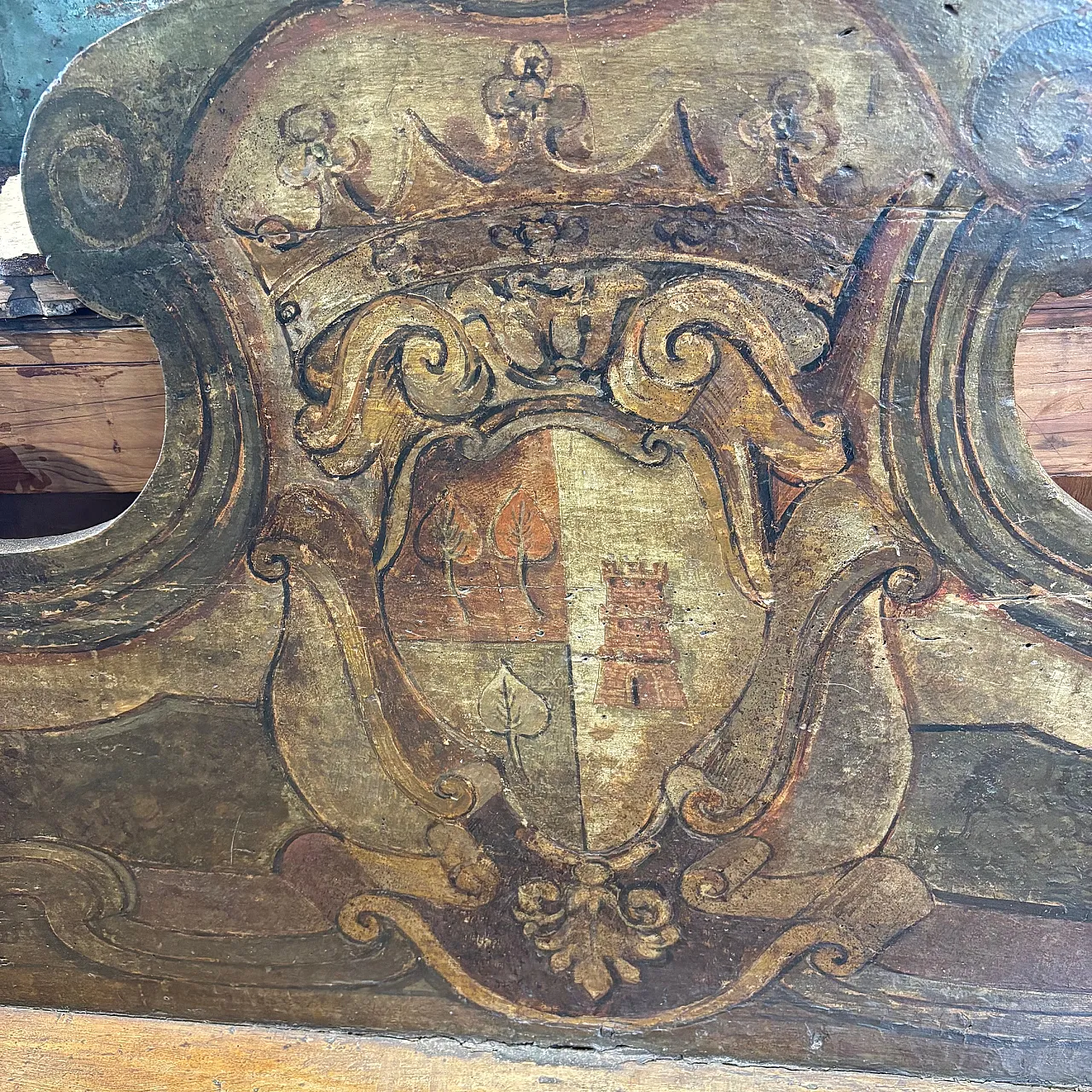 Baroque bench painted  with coat of arms, 17th century 20