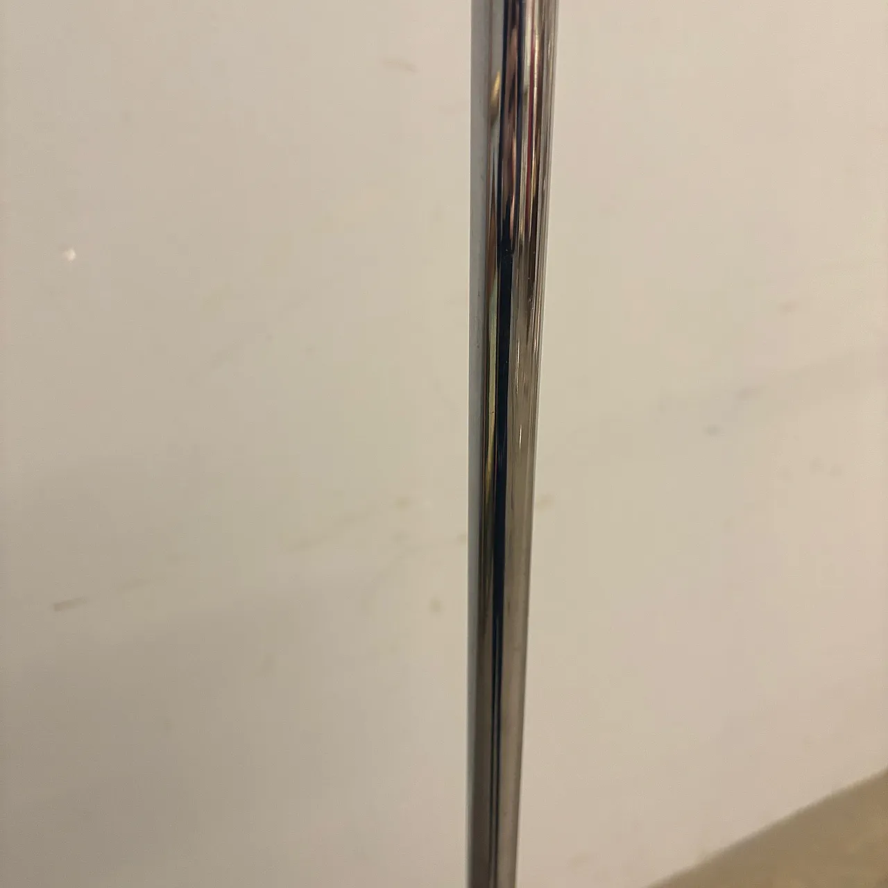 Mezzaluna floor lamp by Bruno Gecchelin for Skipper, 70s 11