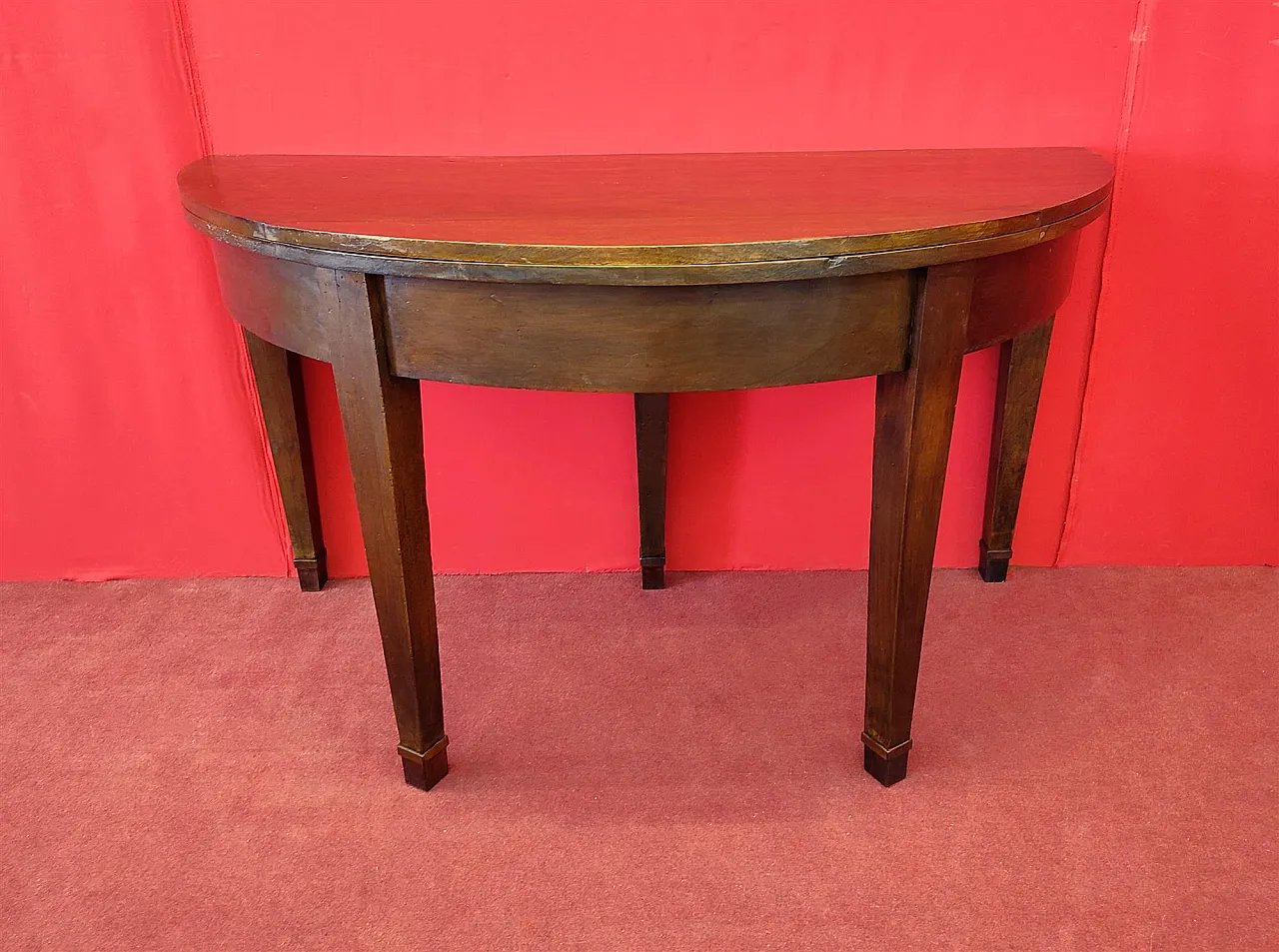 Walnut crescent table, 19th century 9