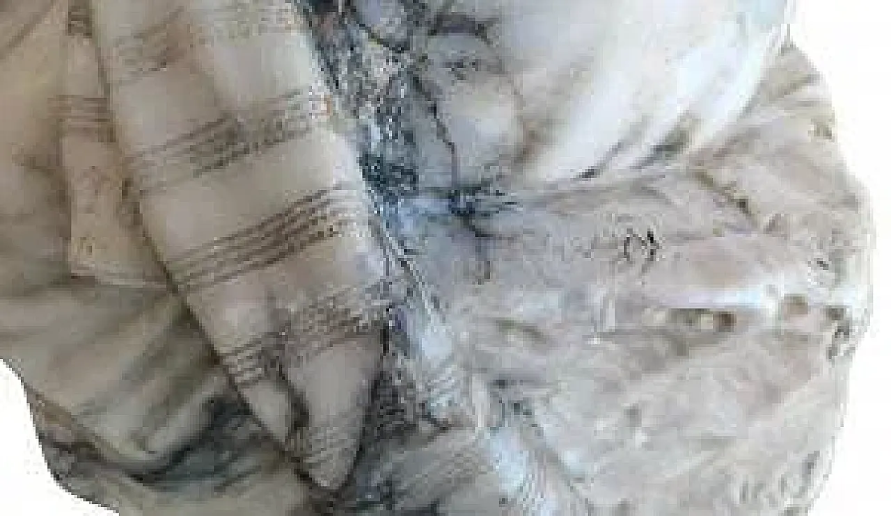 Young boxing embroiderer, alabaster sculpture, early 20th century 10