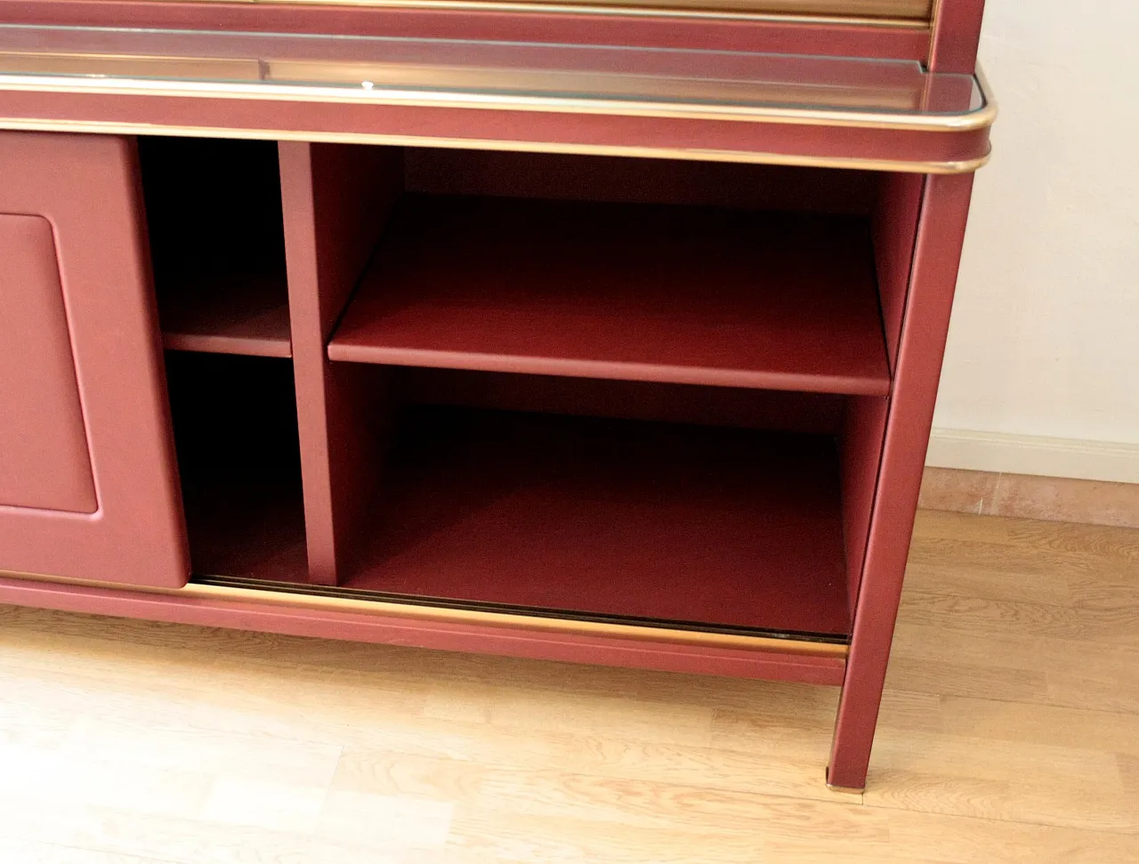 Double-body sideboard in burgundy leather by Umberto Mascagni, 1950s 9