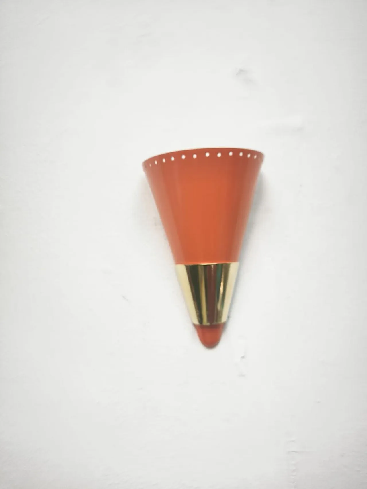 Lampada da parete Sputnik arancione con fascia dorata, anni '60 3