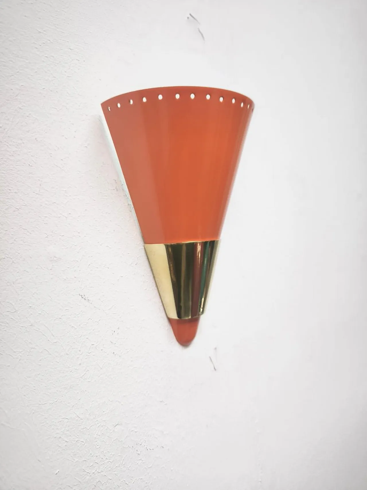 Lampada da parete Sputnik arancione con fascia dorata, anni '60 6