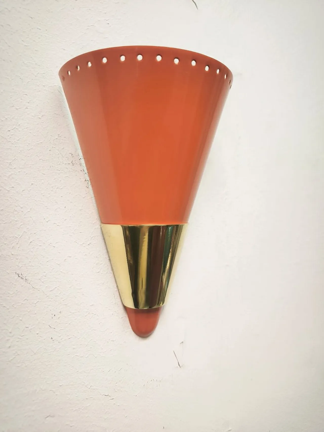 Lampada da parete Sputnik arancione con fascia dorata, anni '60 7