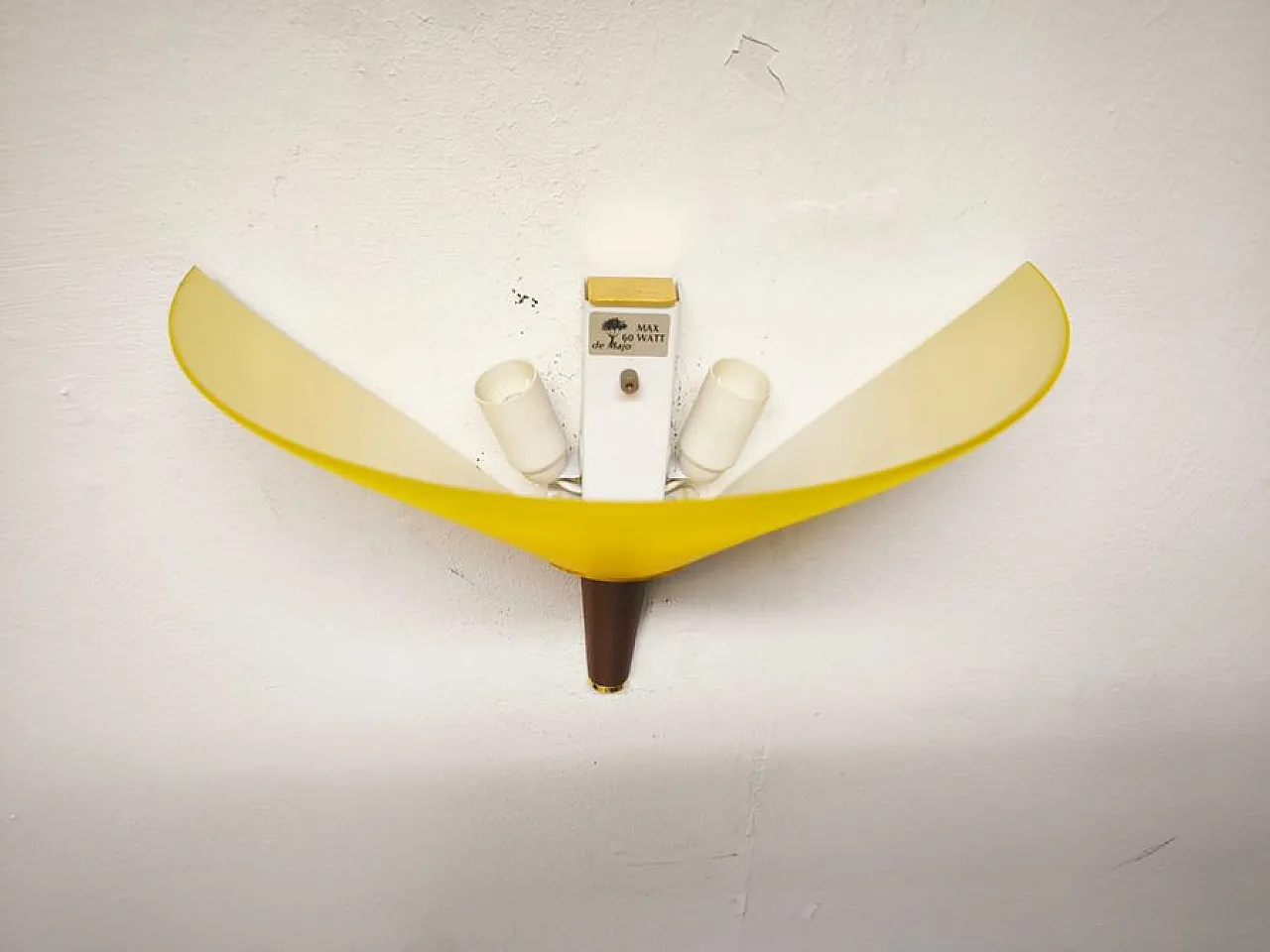 Yellow Murano wall light from De Majo, 1990s 4