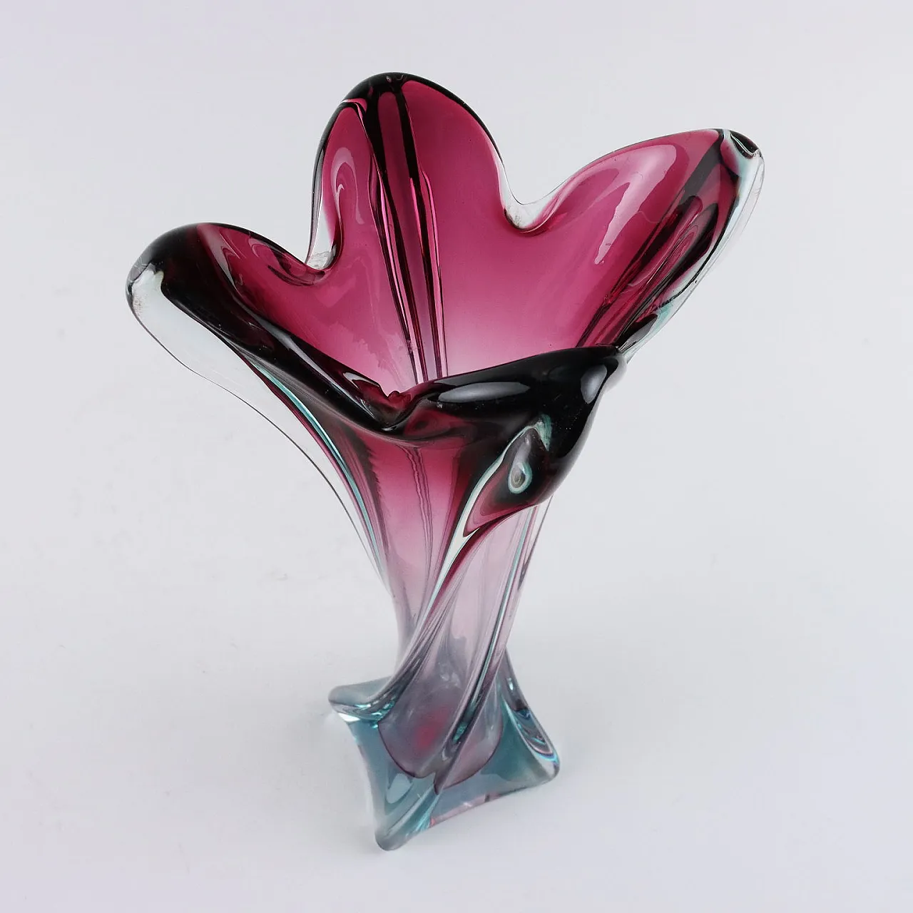 Colored submerged glass vase and ashtray, 1960s 5