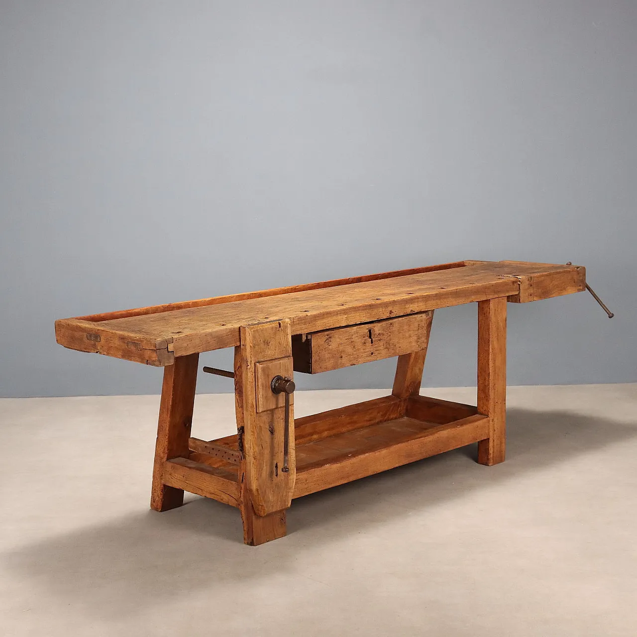 Carpenter's workbench, 19th century 1