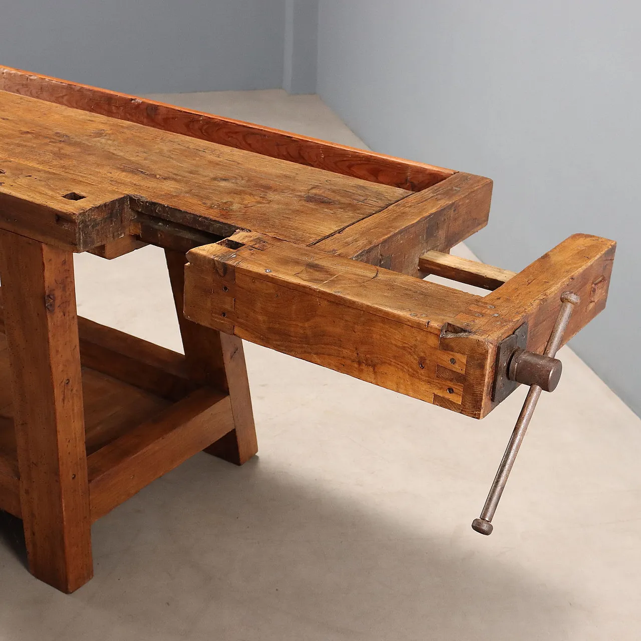 Carpenter's workbench, 19th century 4
